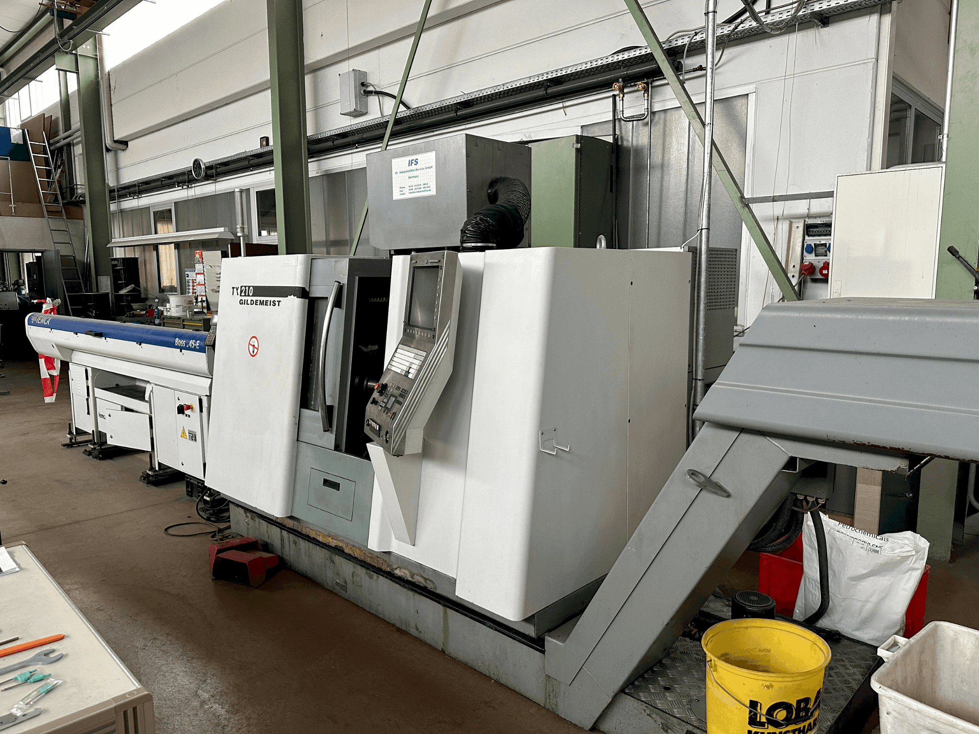 Вид станка DMG CTX 210 (2006) спереди