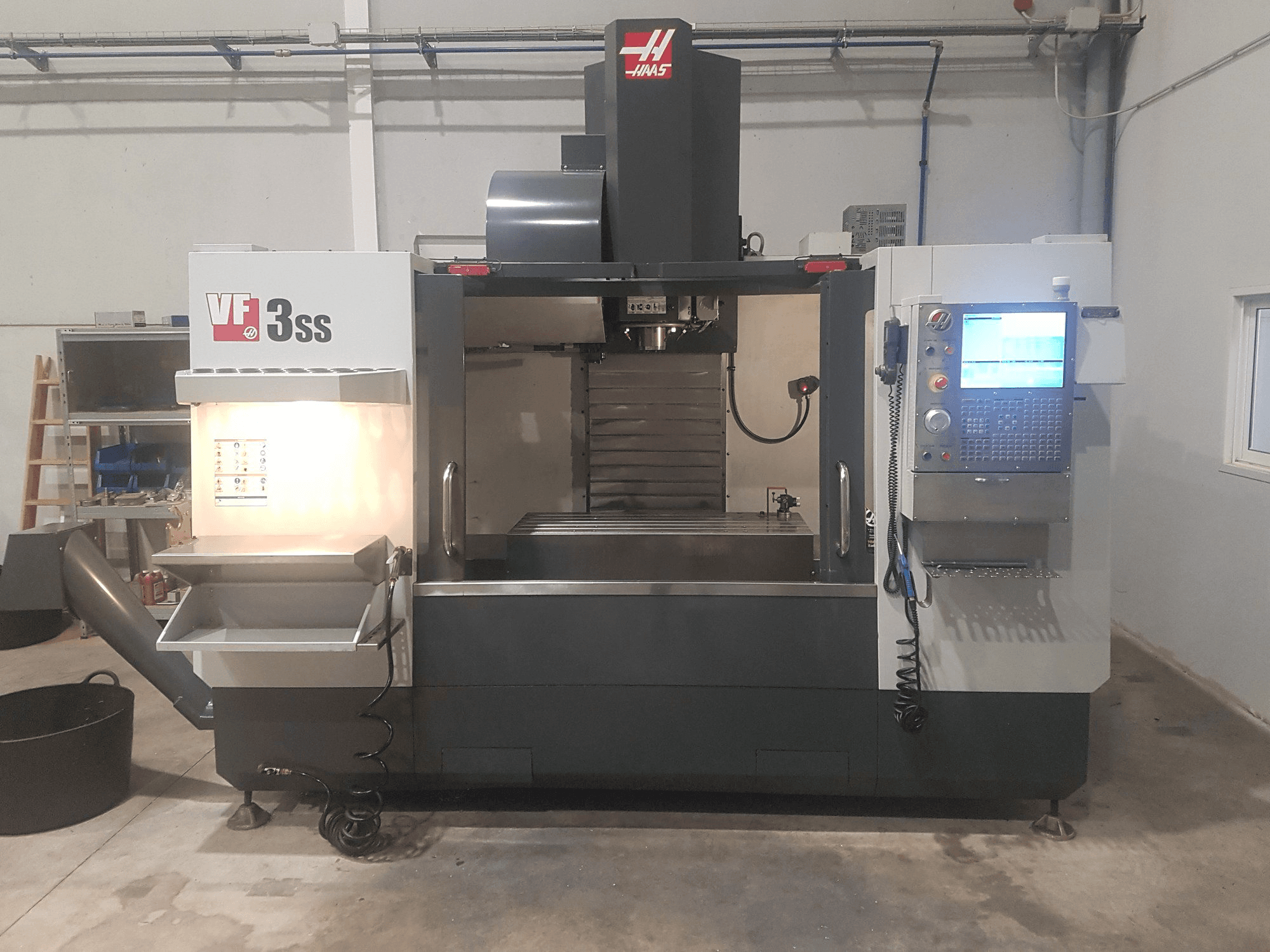 Вид станка HAAS VF- 3SS спереди