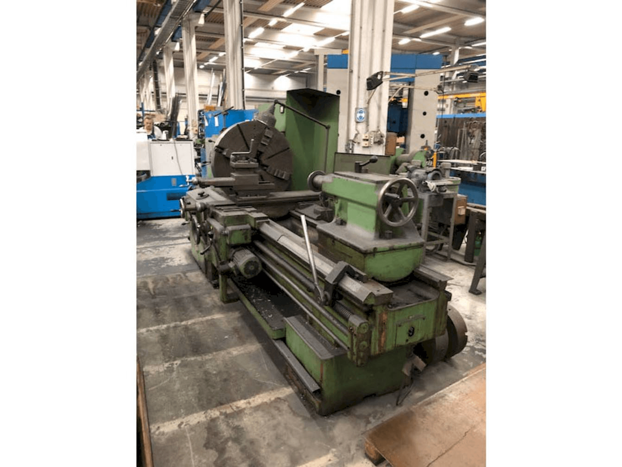 Вид станка DLZ 800 спереди