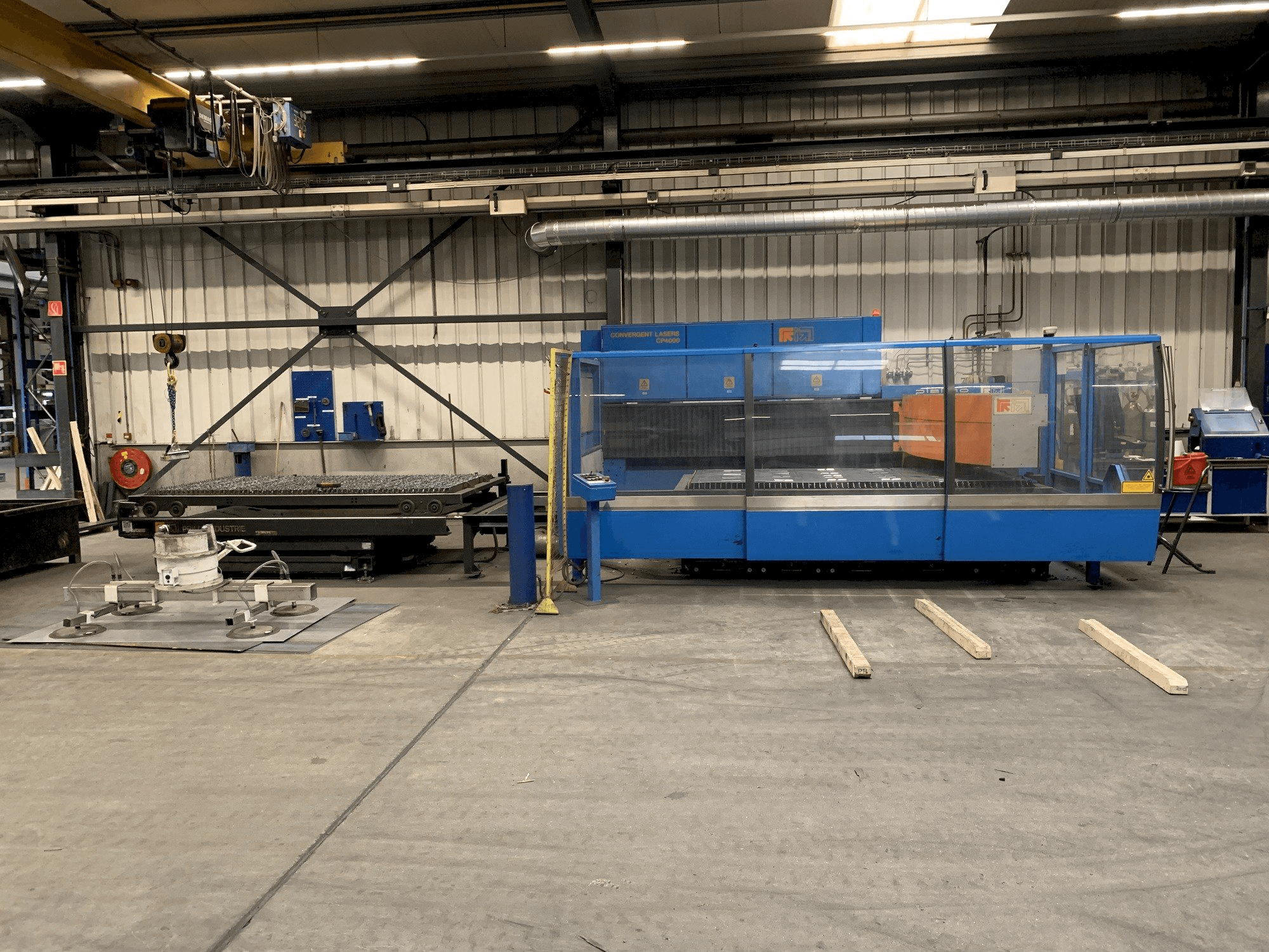 Вид станка Prima Power Platino 1530 4,0 kW C02 спереди