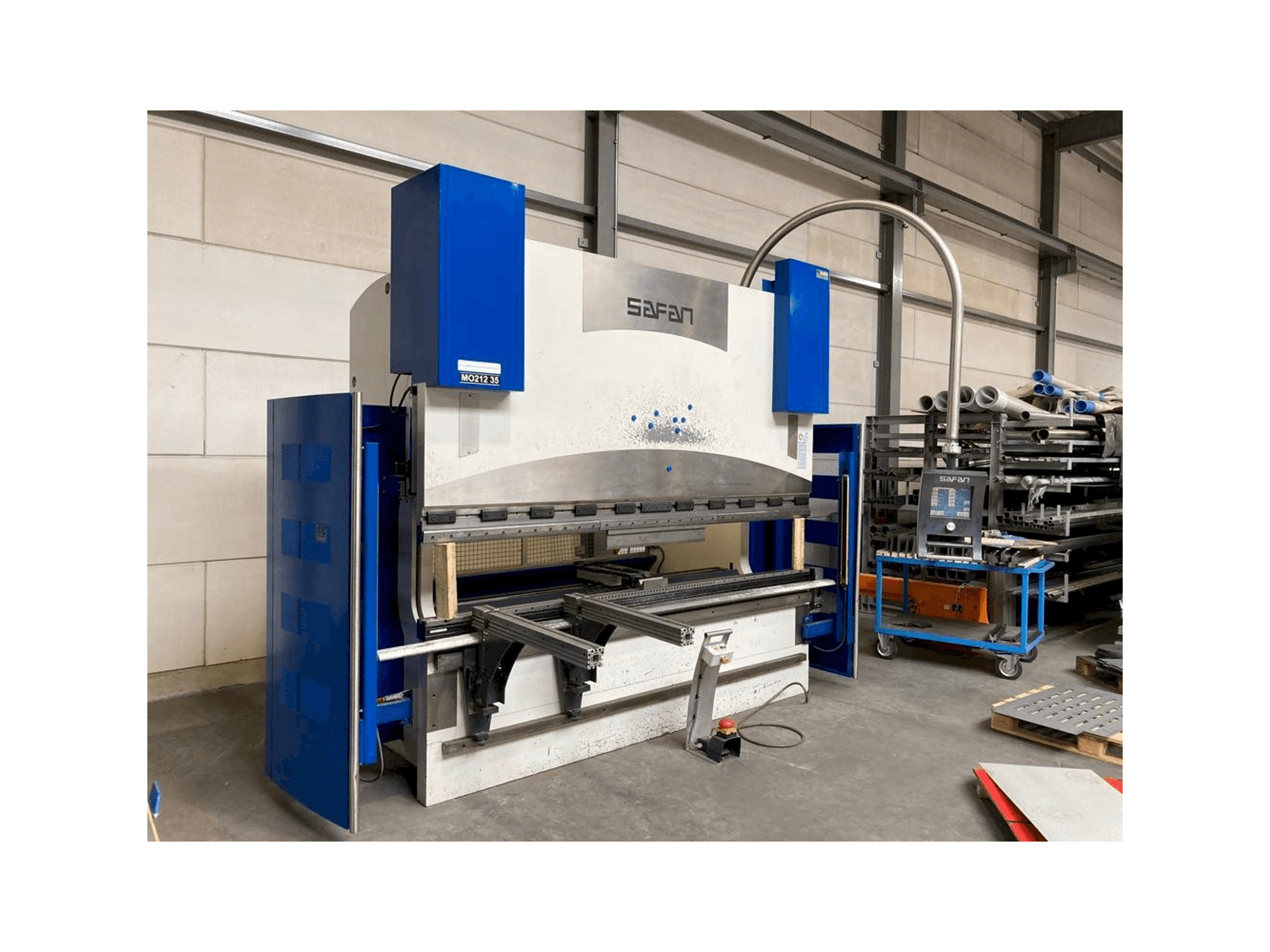 Вид станка Safan CNCL-K 170-3100 TS 2 спереди