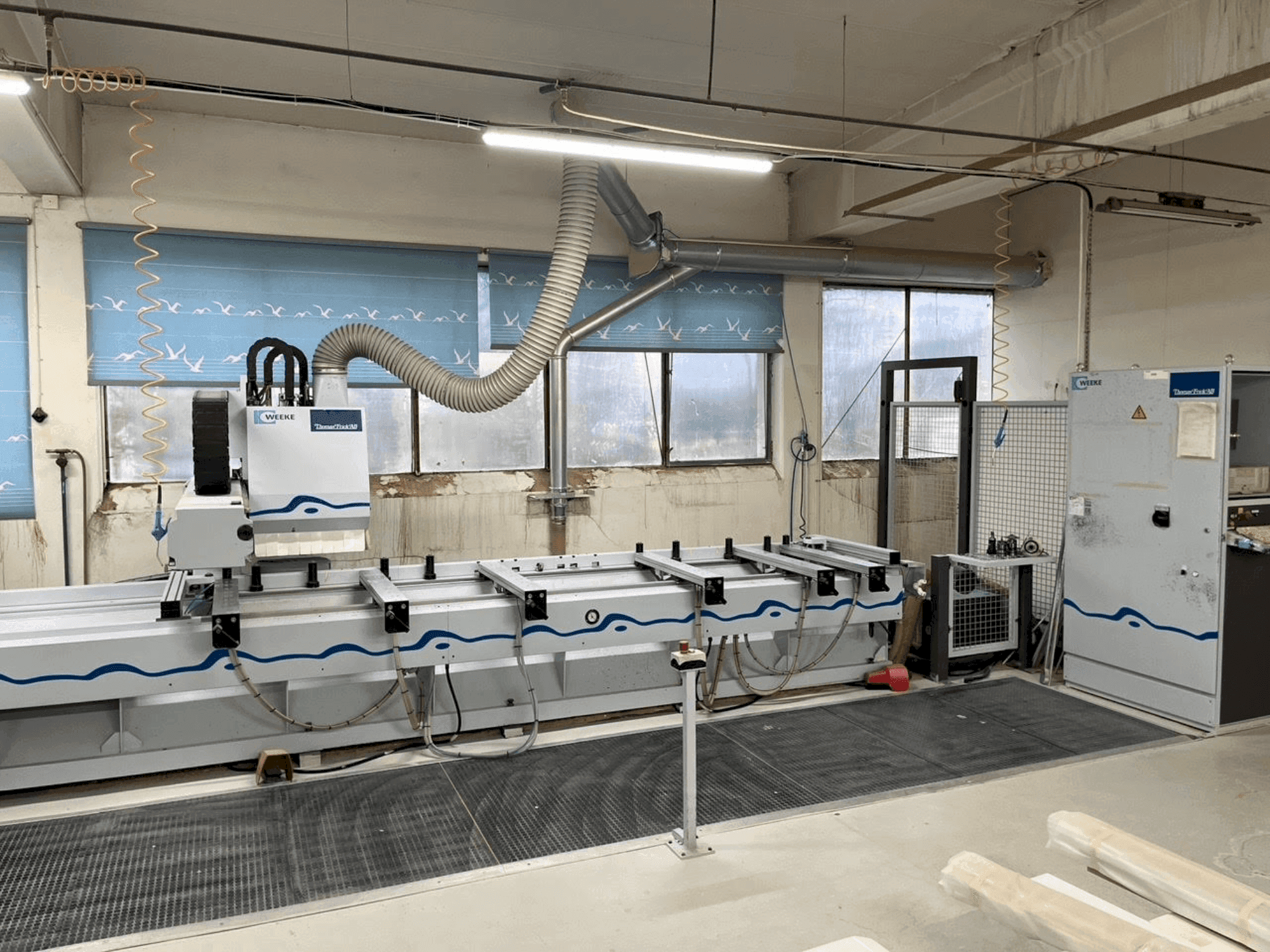 Вид станка Weeke BHC 280.3 спереди