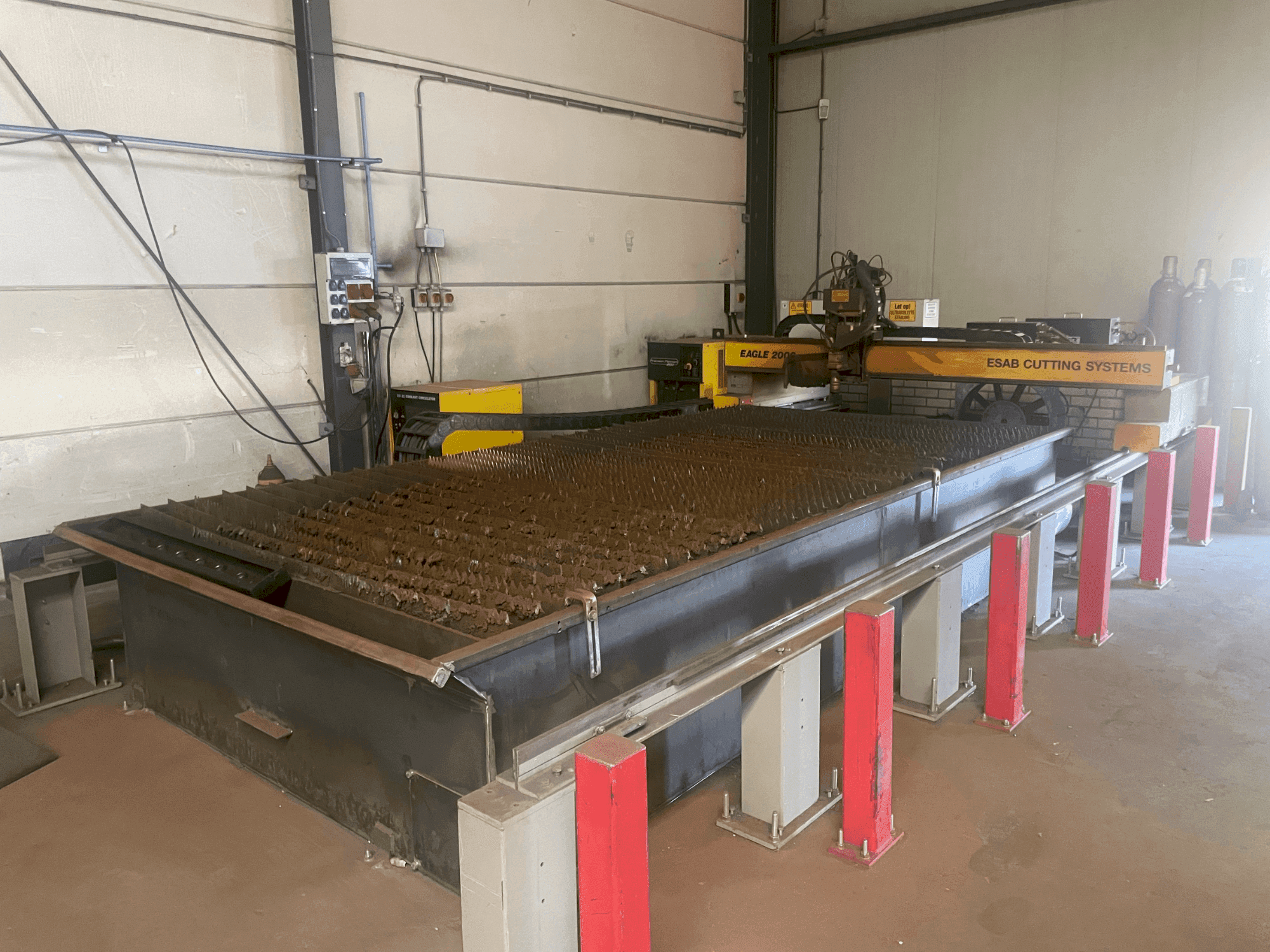 Вид станка ESAB EAGLE 2000 спереди