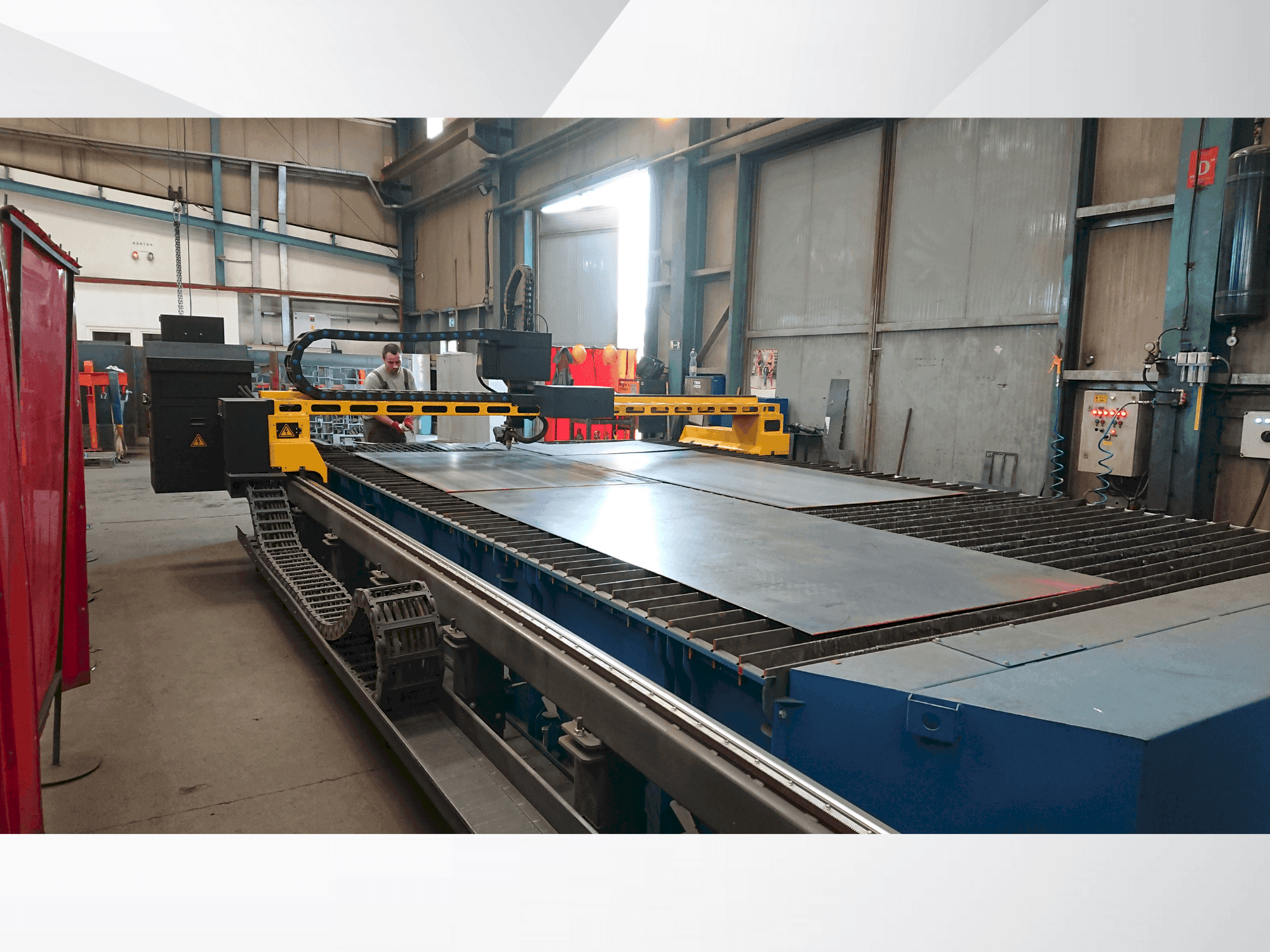 Вид станка AJAN PP 260 A-5T спереди