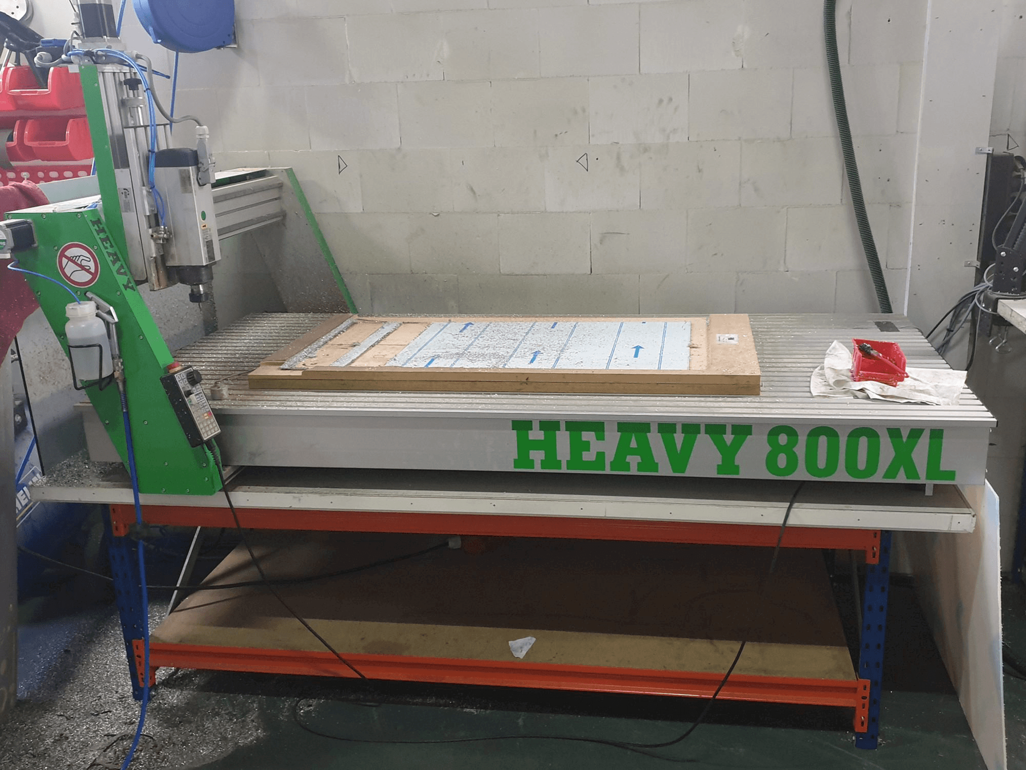 Front view of EAS HEAVY 800 XL Machine