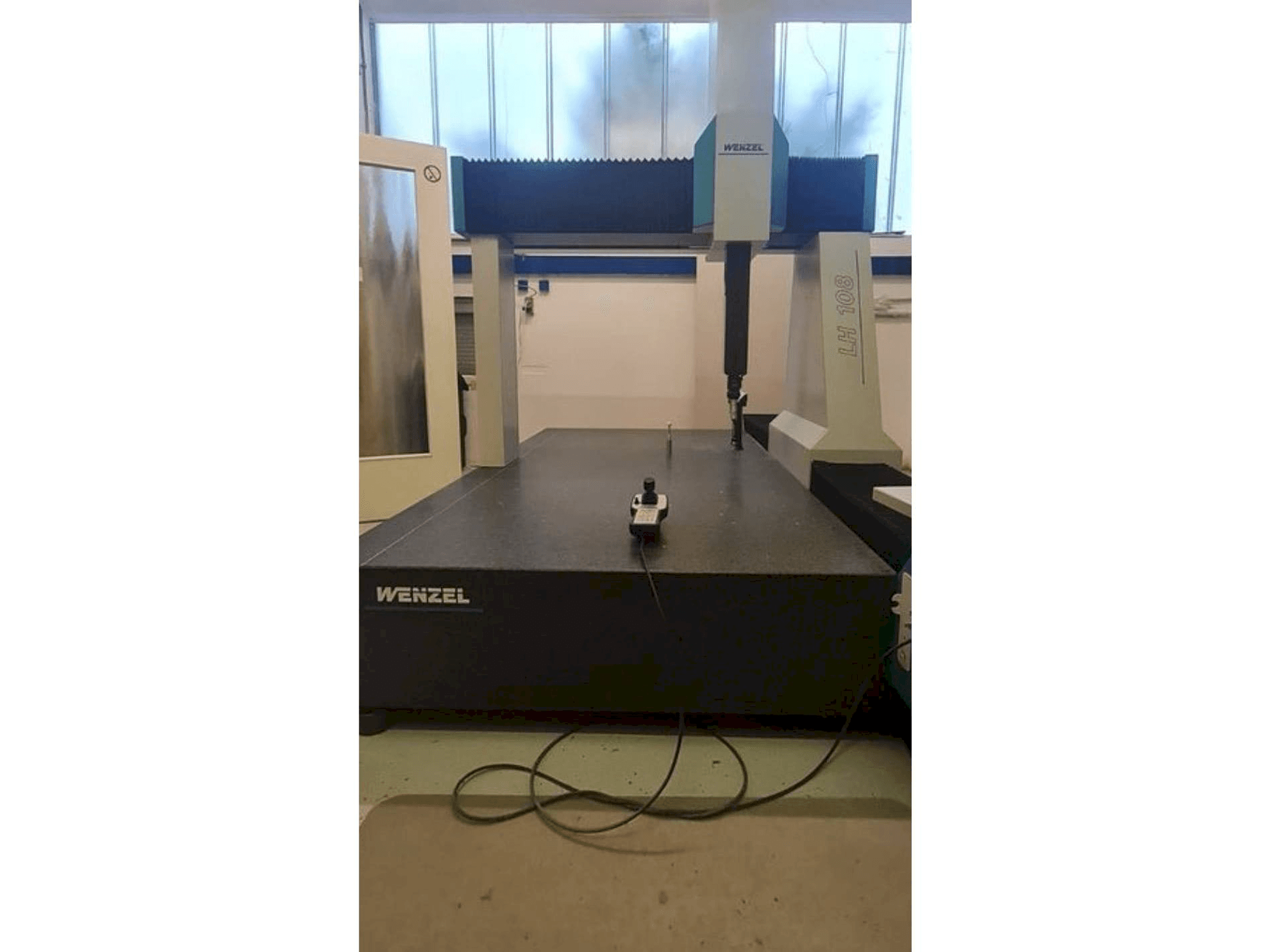 Вид станка Wenzel LH 108 спереди