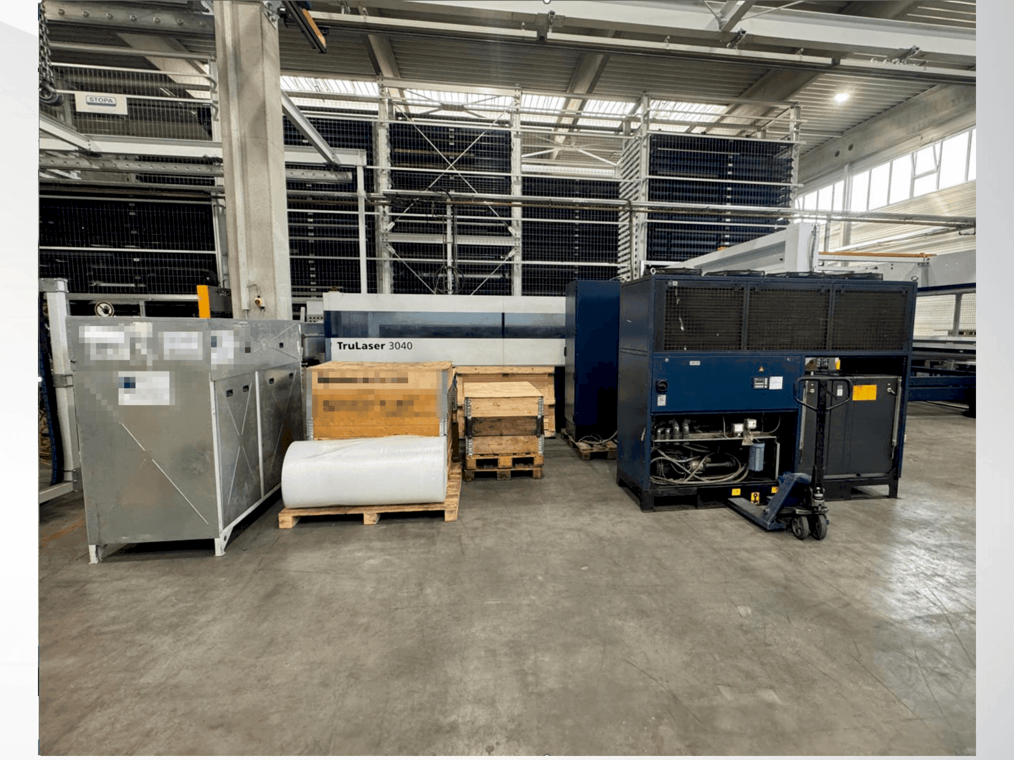 Вид станка TRUMPF TruLaser 3040 спереди