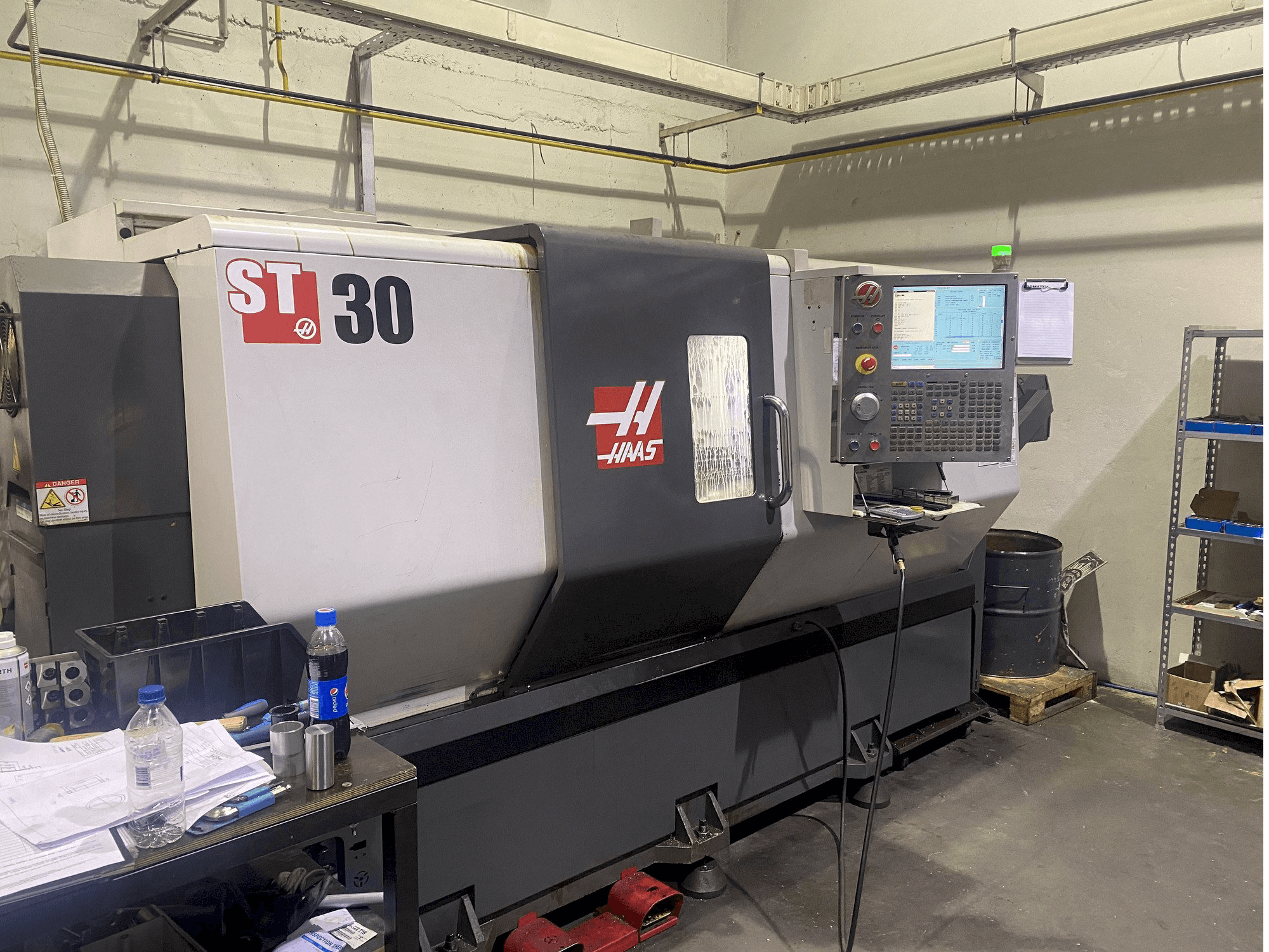 Вид станка HAAS ST 30 спереди