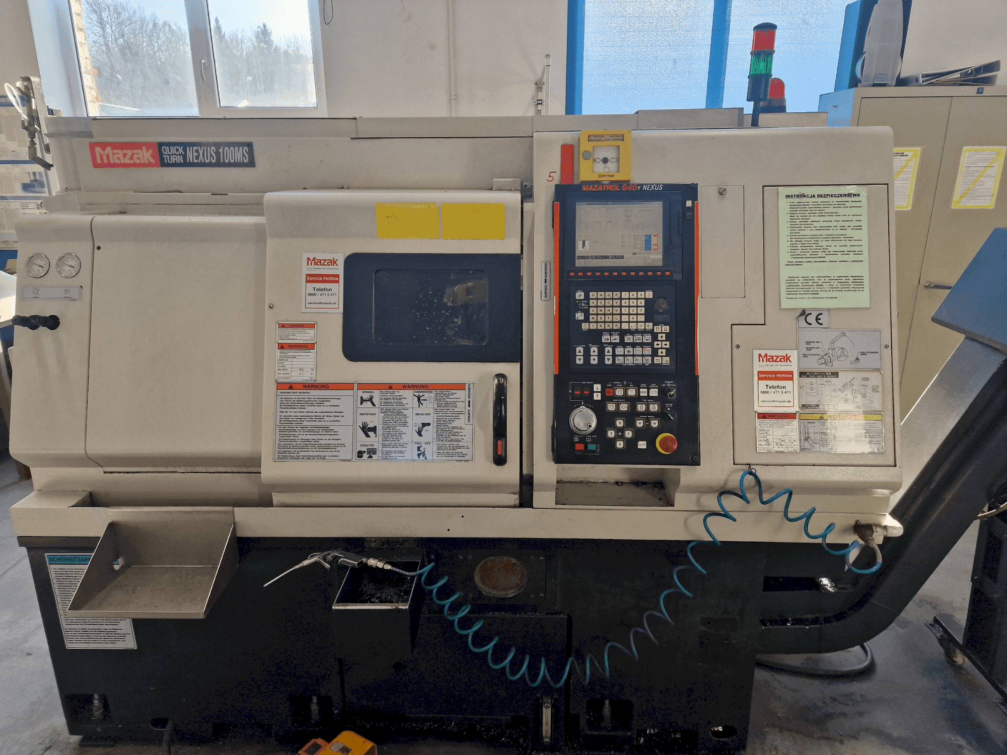 Вид станка Mazak QTN-100MS спереди