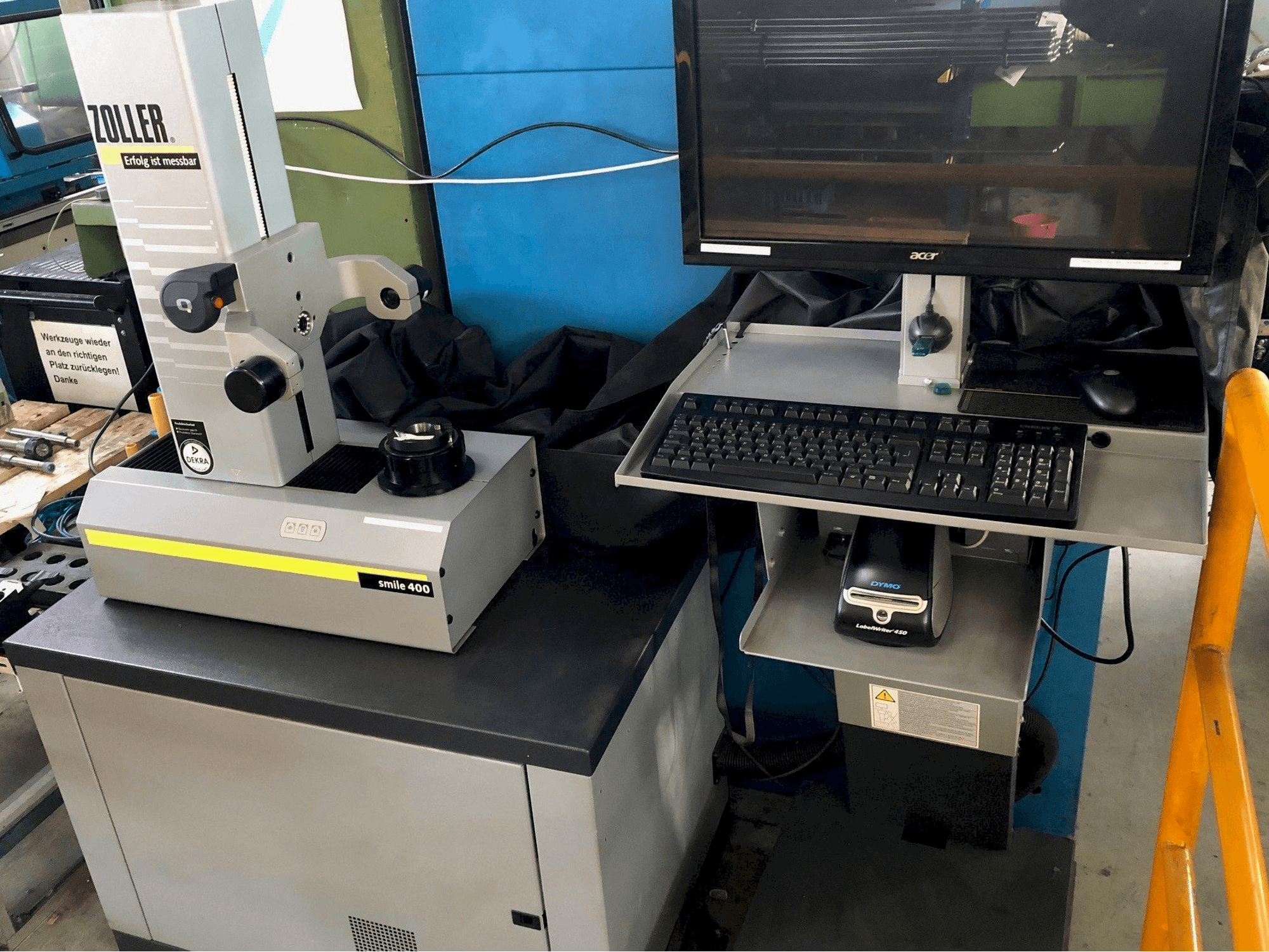 Вид станка Zoller smile 400 спереди