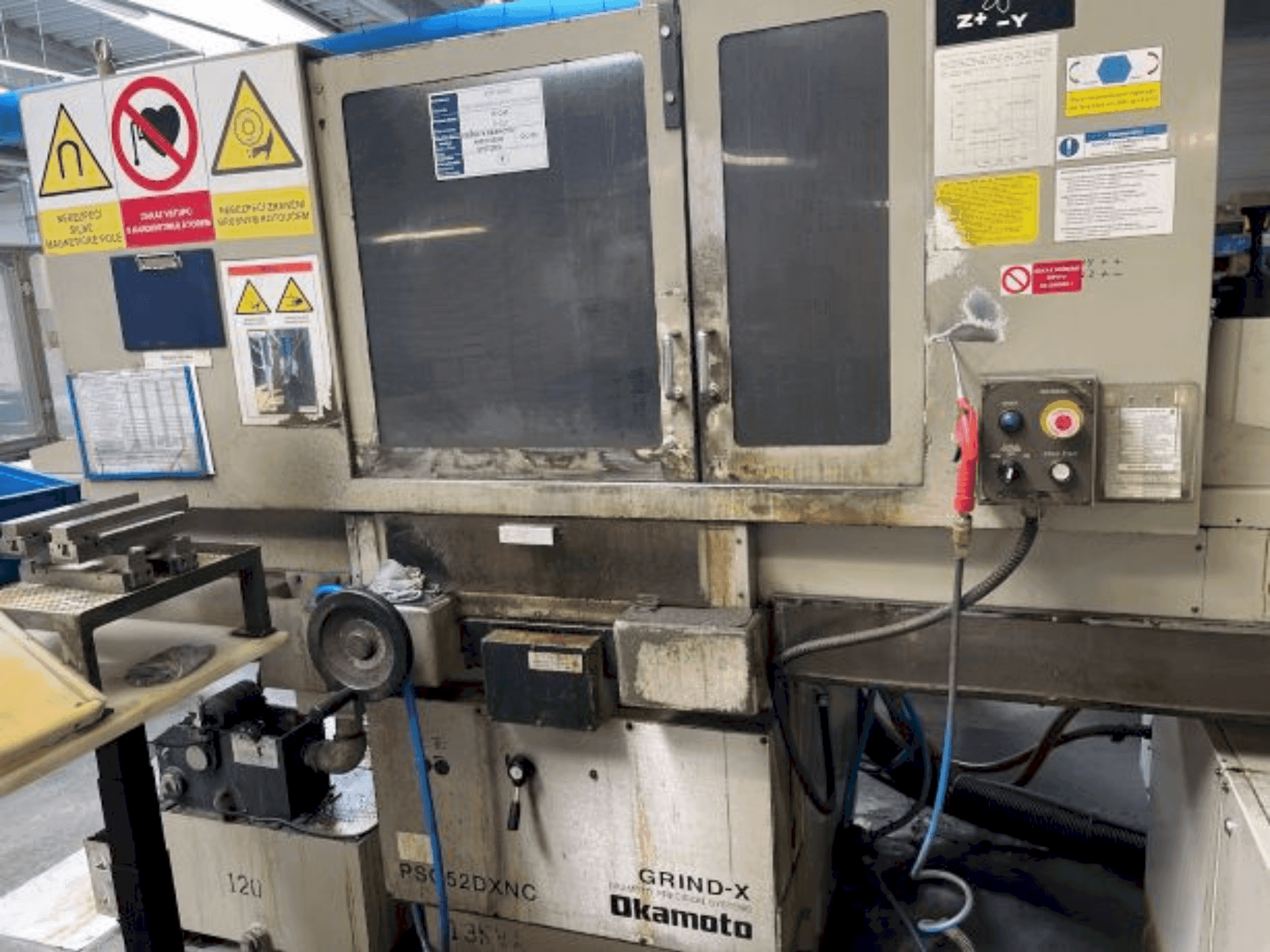 Вид станка OKAMOTO PSG-52DXNC спереди