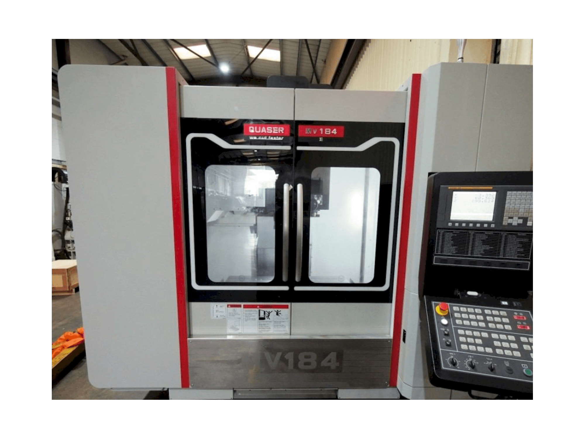 Вид станка Quaser MV184E спереди