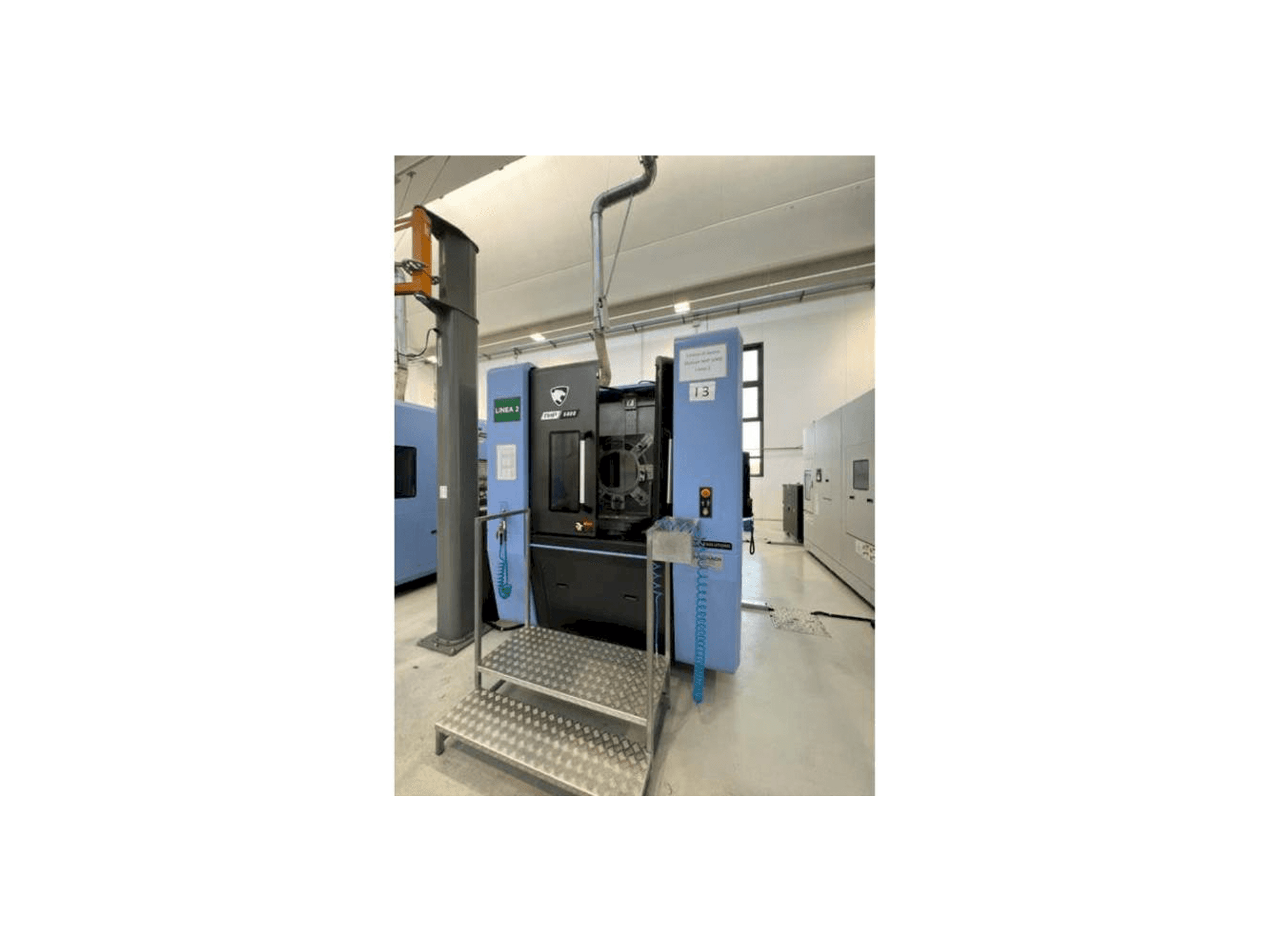 Вид станка Doosan NHP 5000 спереди