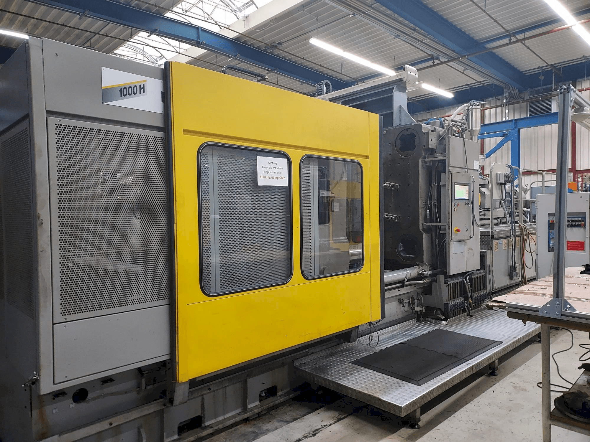 Вид станка Hemscheidt 1000 спереди