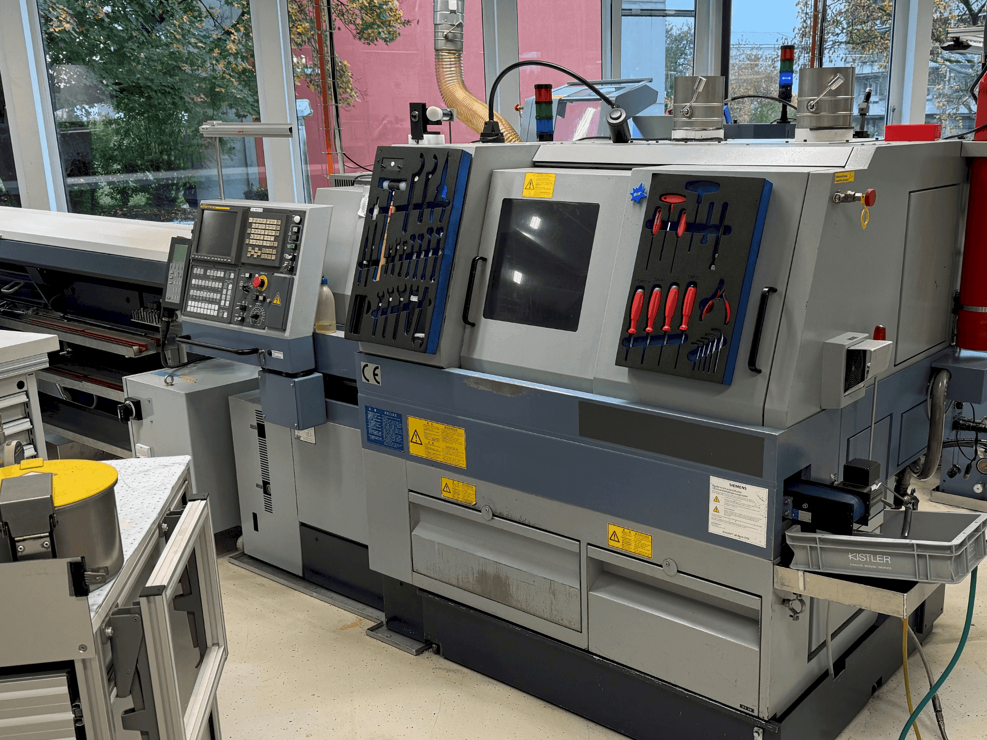Вид станка STAR MICRONICS SV-20 спереди