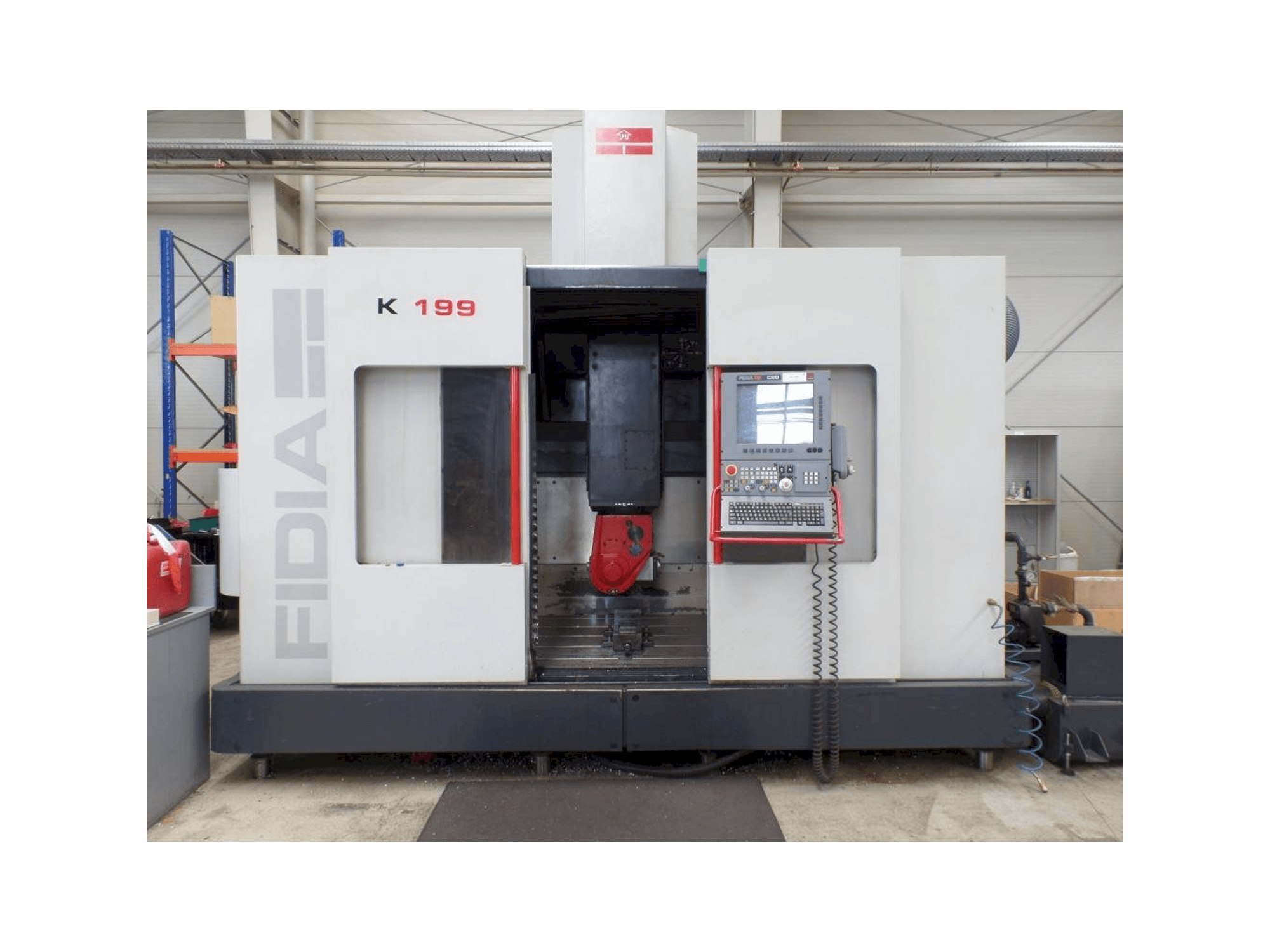 Вид станка Fidia K199 спереди