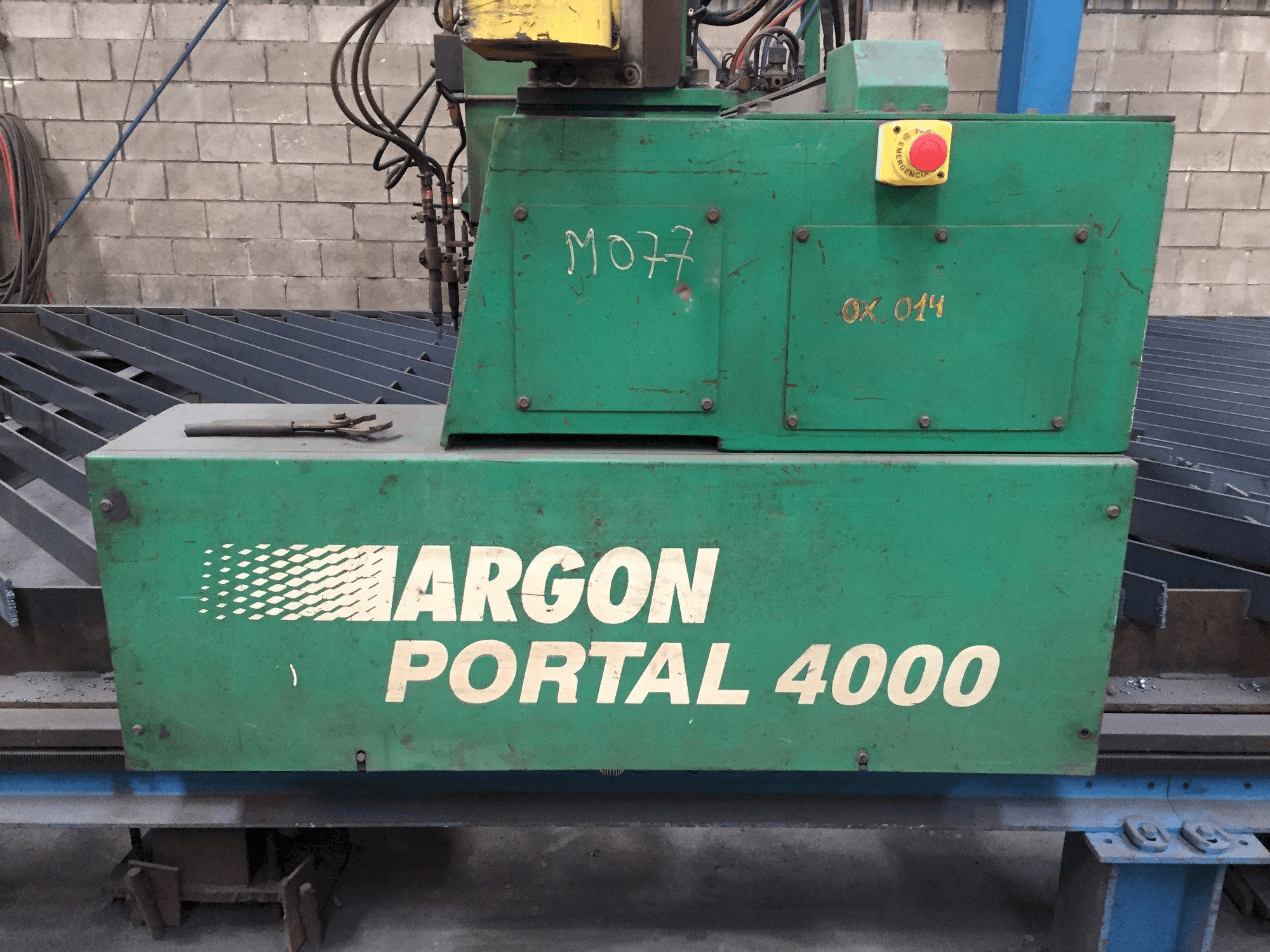 Вид станка ARGON PORTAL 4000 спереди