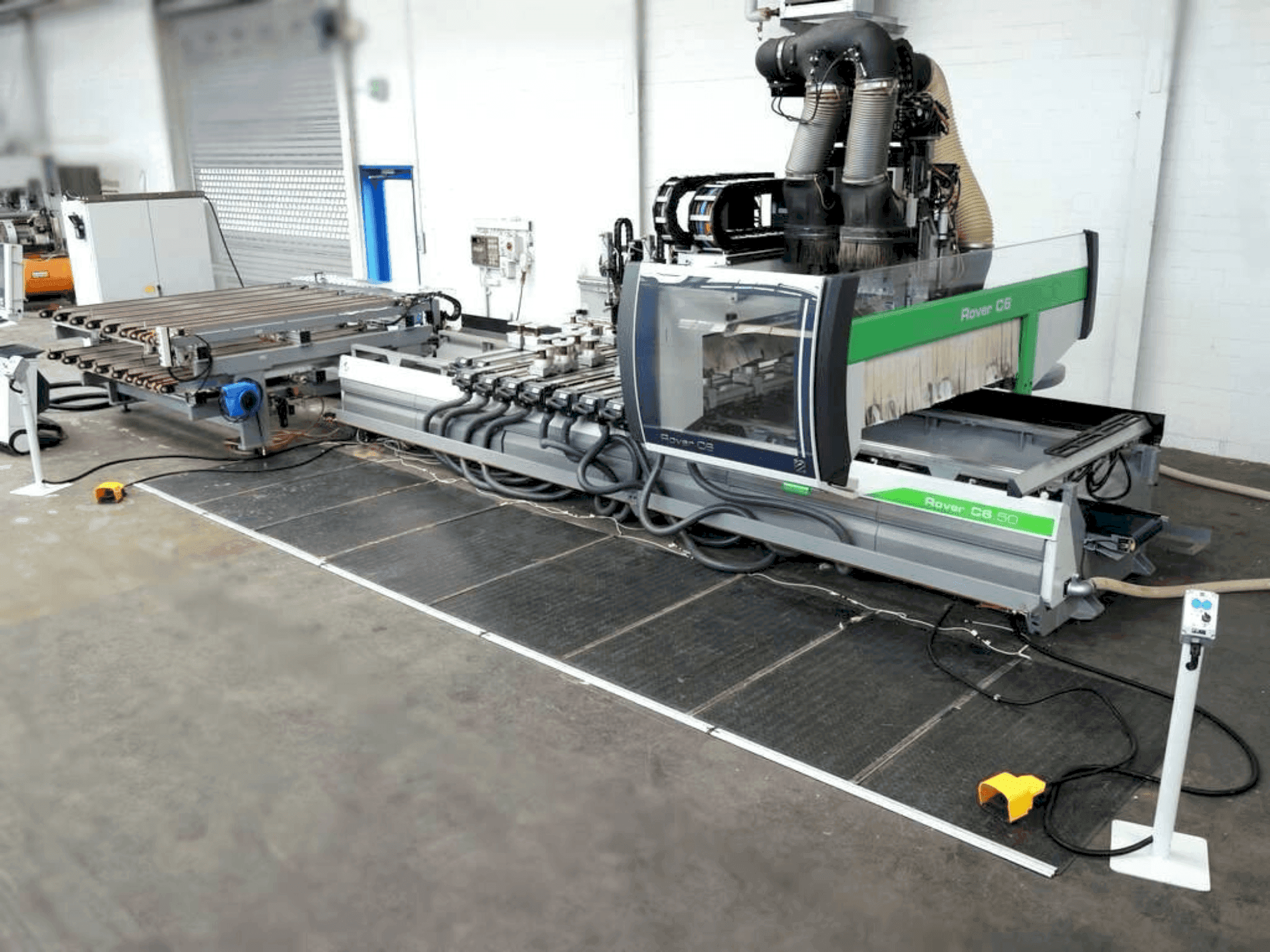 Вид станка BIESSE Rover C6 спереди