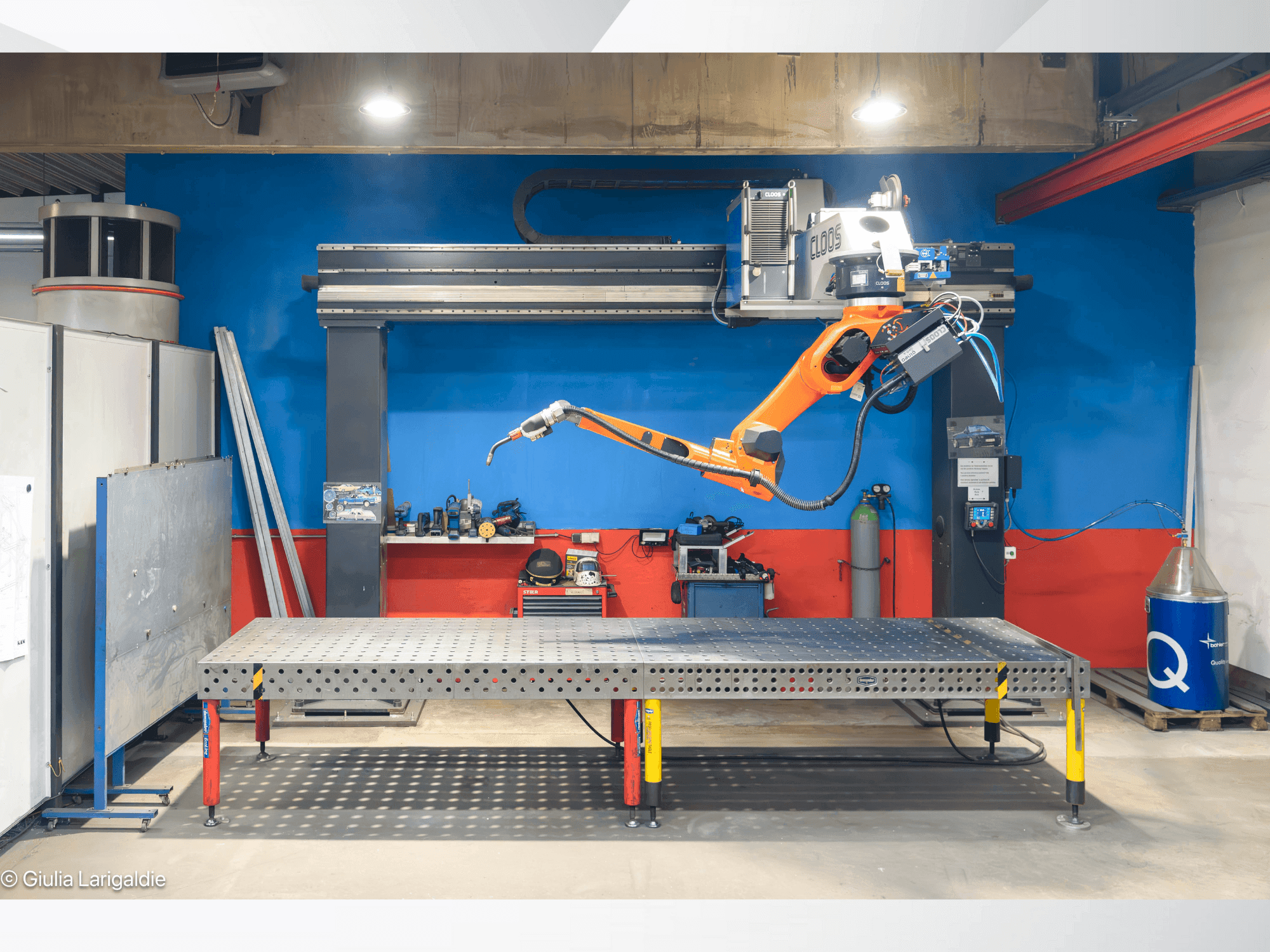 Вид станка CLOOS Instant pro IRPS спереди