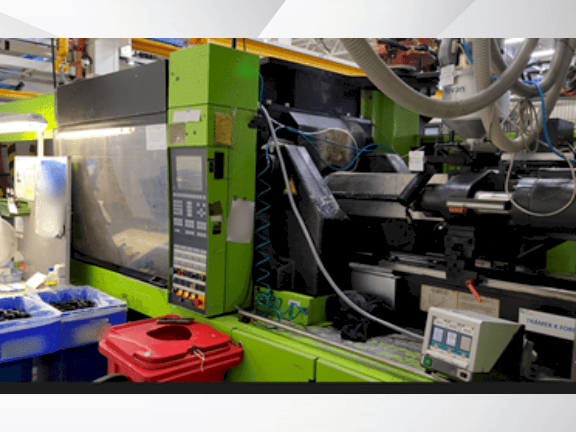 Вид станка Engel Engel ES 1050/250 HLST спереди