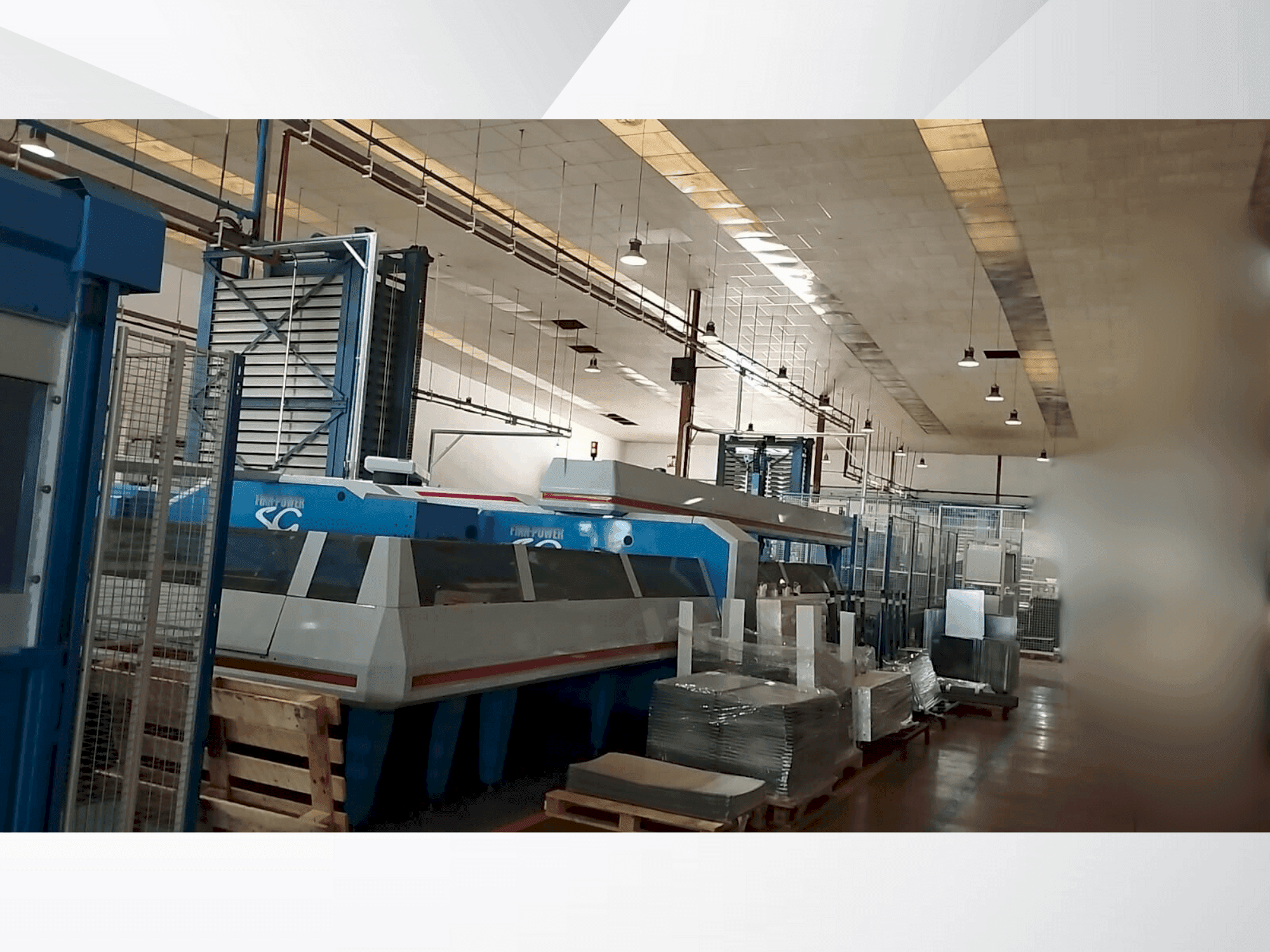 Вид станка Prima Power Shear Genius 1530 спереди