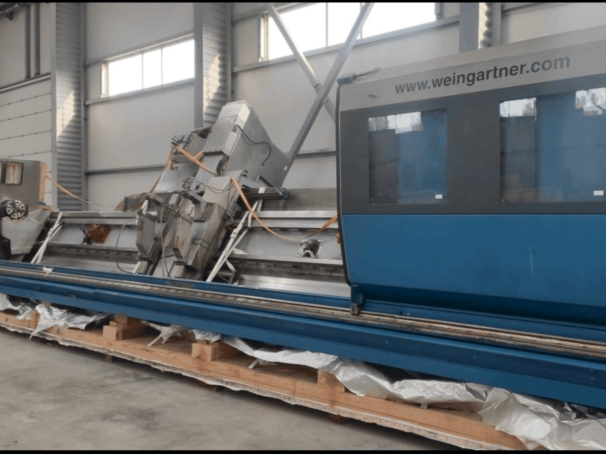 Вид станка Weingartner Vario 700-000 спереди