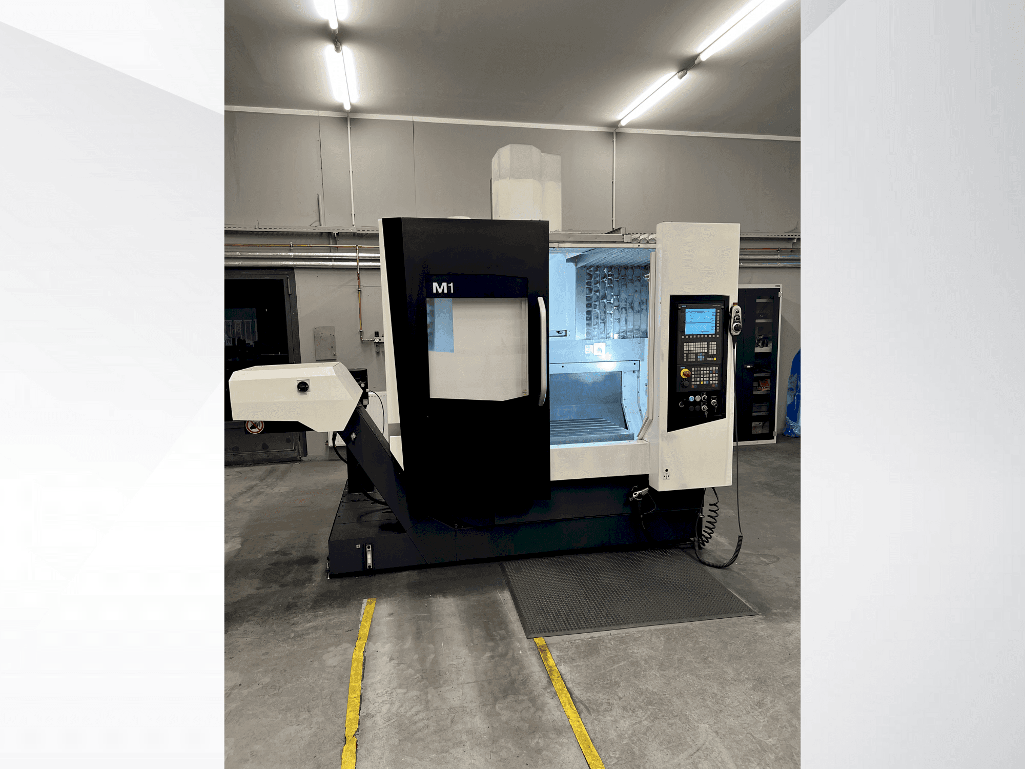 Вид станка DMG MORI M1 Pro спереди