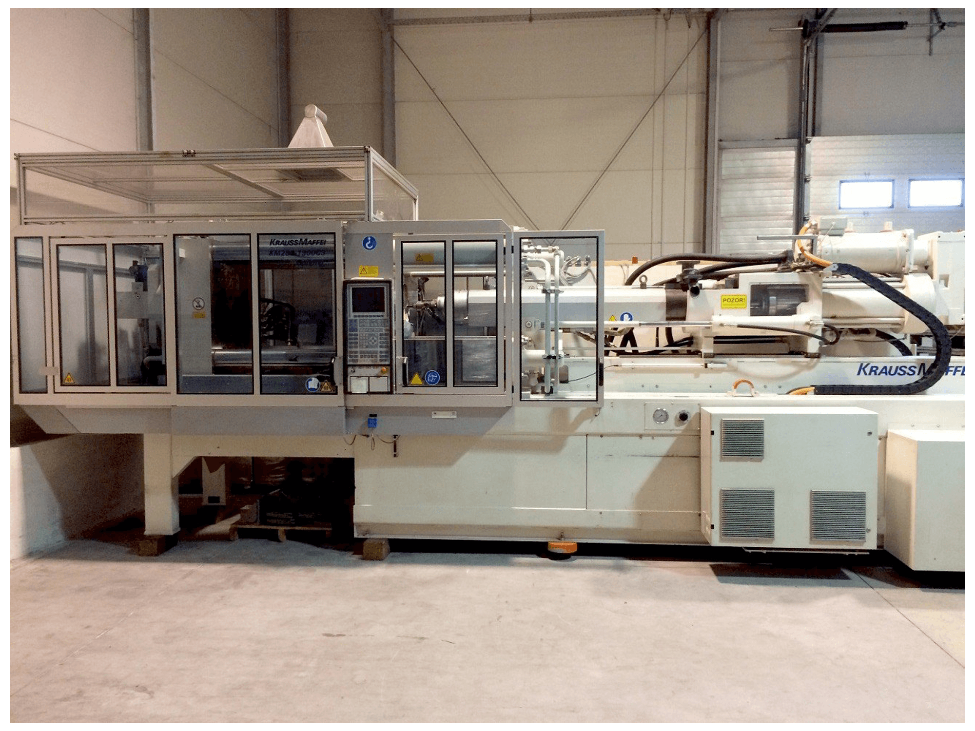 Вид станка Krauss Maffei KM 280-1900 C3 спереди