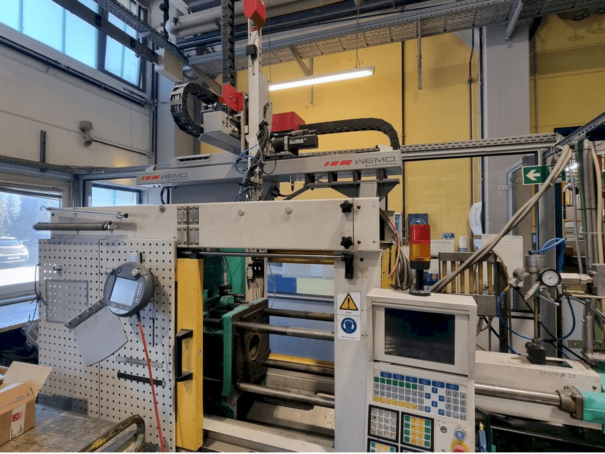 Вид станка Arburg ALLROUNDER Centex 270 C 500 - 250 спереди