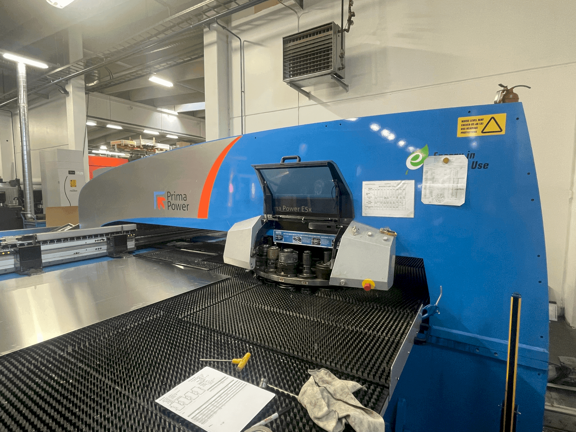 Вид станка Prima Power E5X спереди