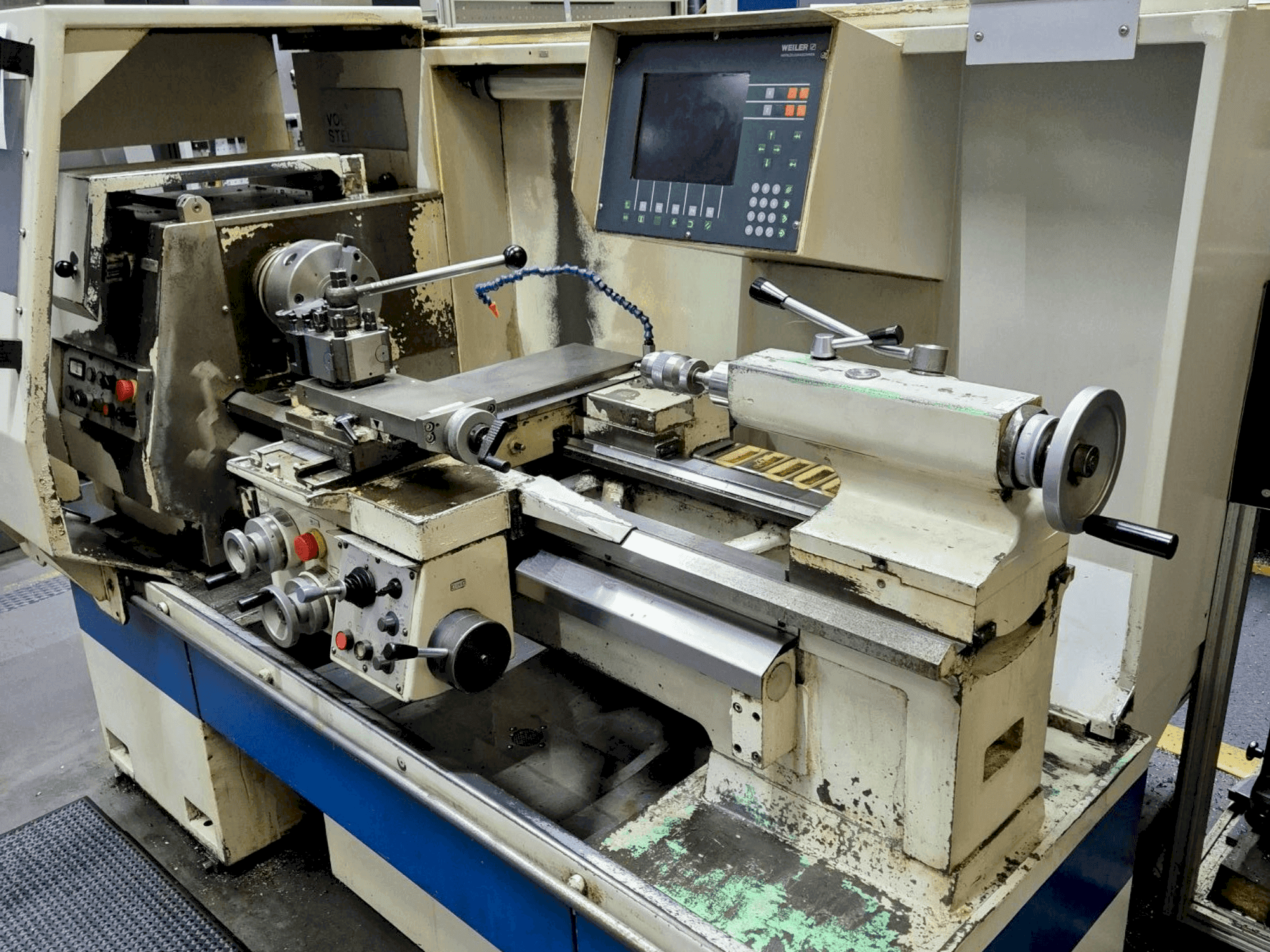 Вид станка Weiler E 35 спереди