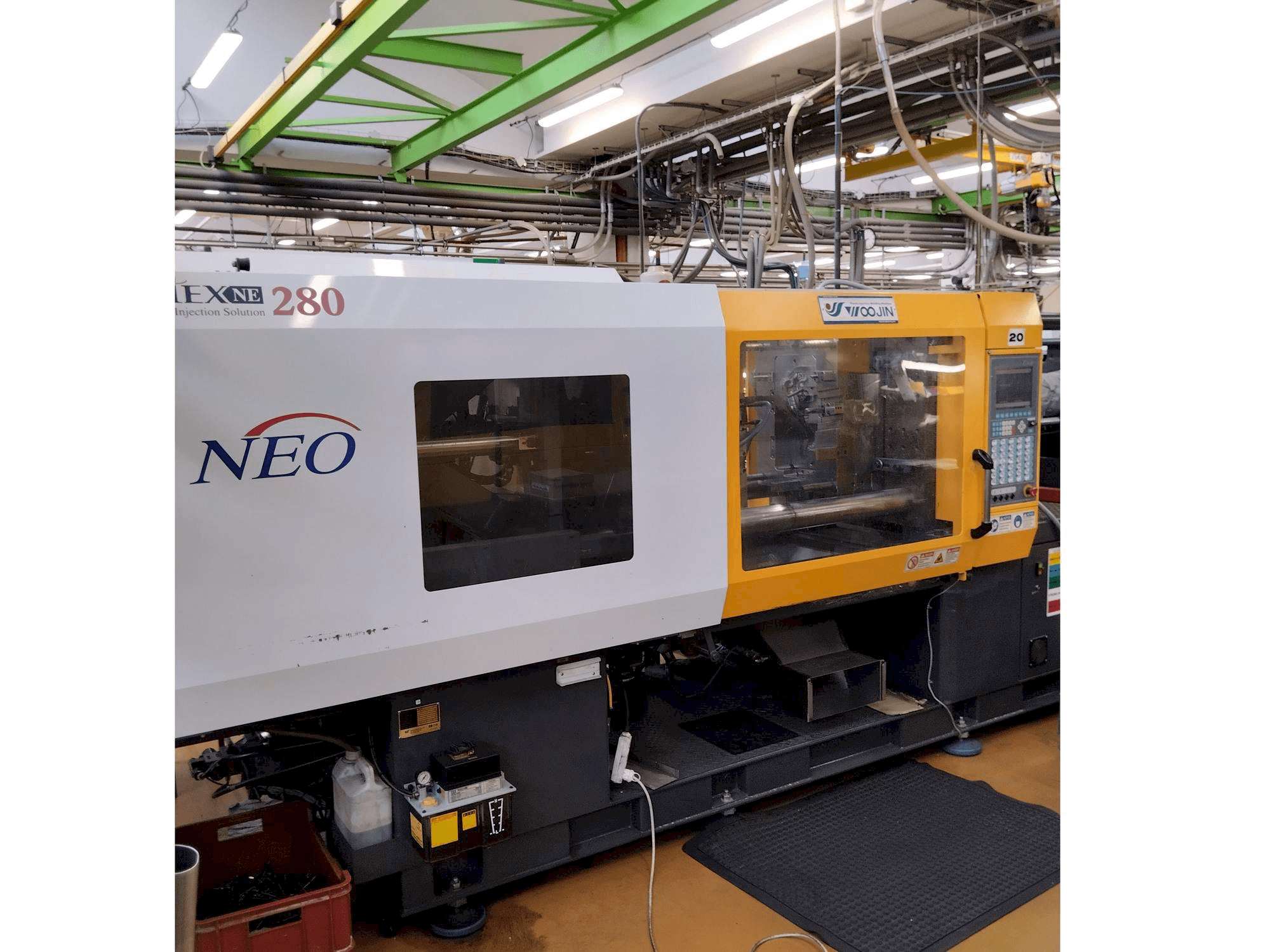 Вид станка Selex NE 280 спереди