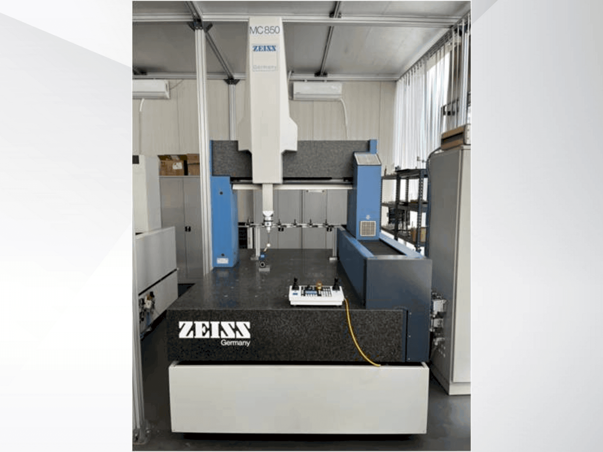 Вид станка ZEISS MC 850 спереди