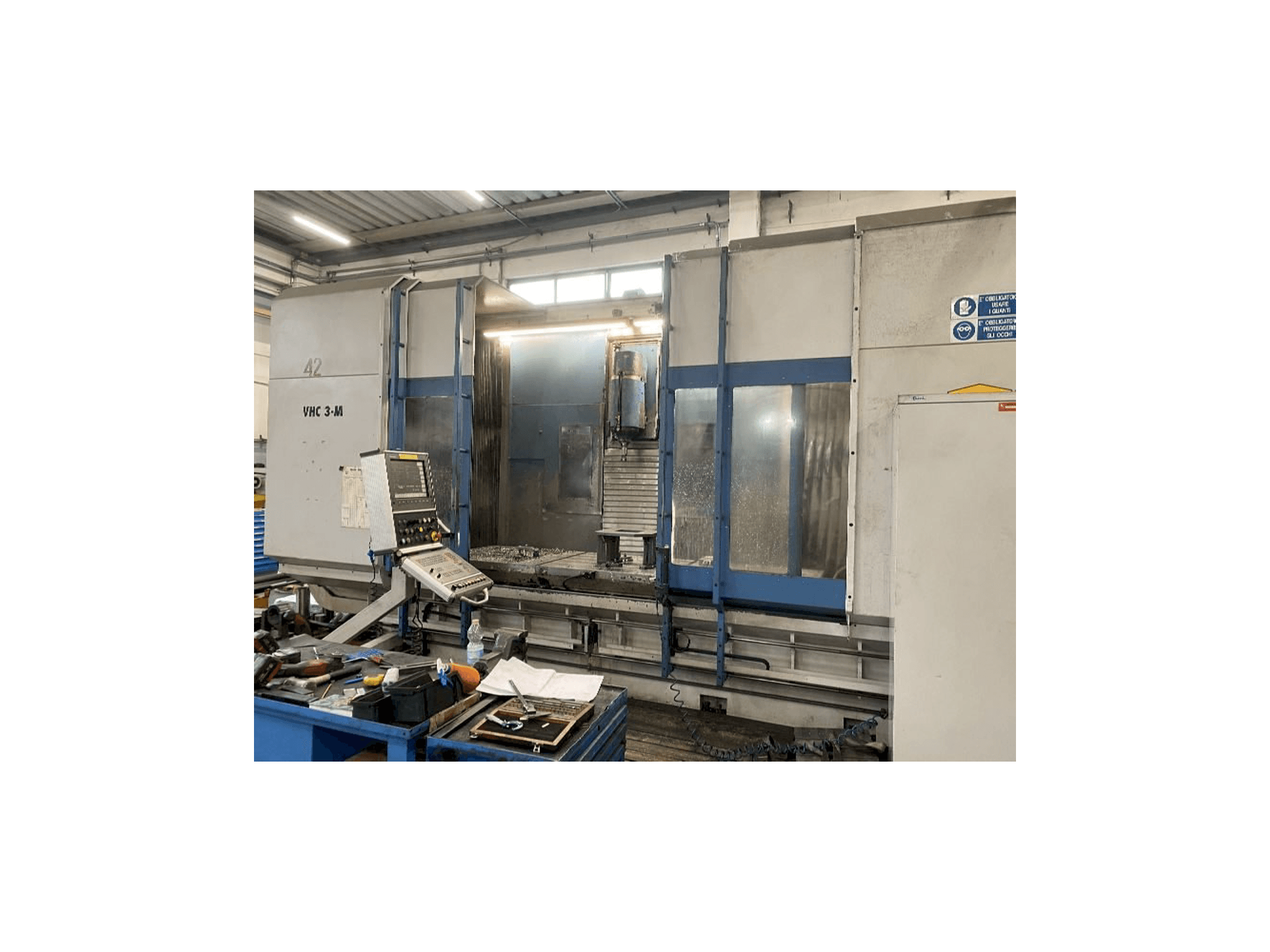 Вид станка AXA VHC 3M/2E спереди