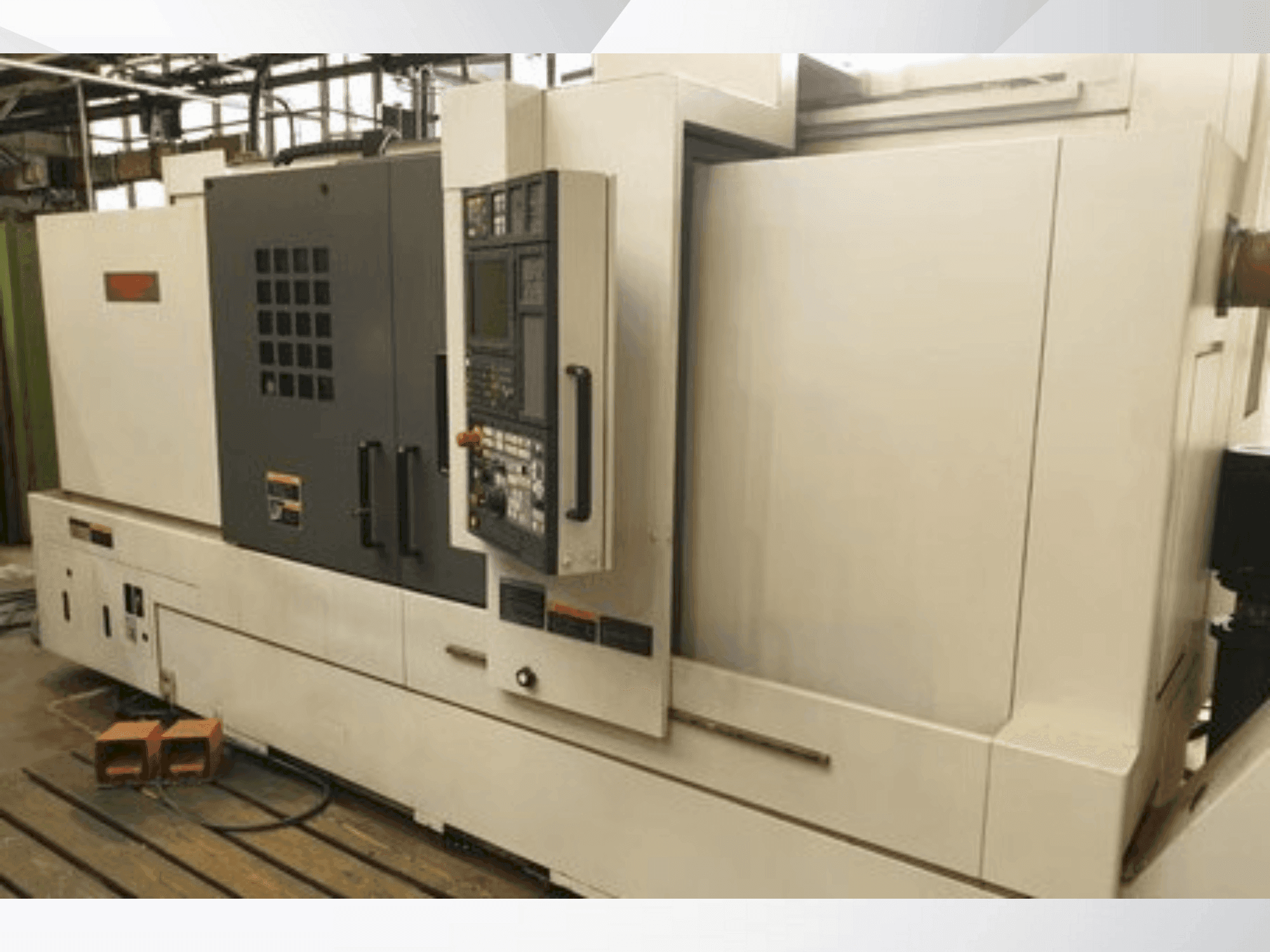 Вид станка MORI SEIKI NL2500MC спереди
