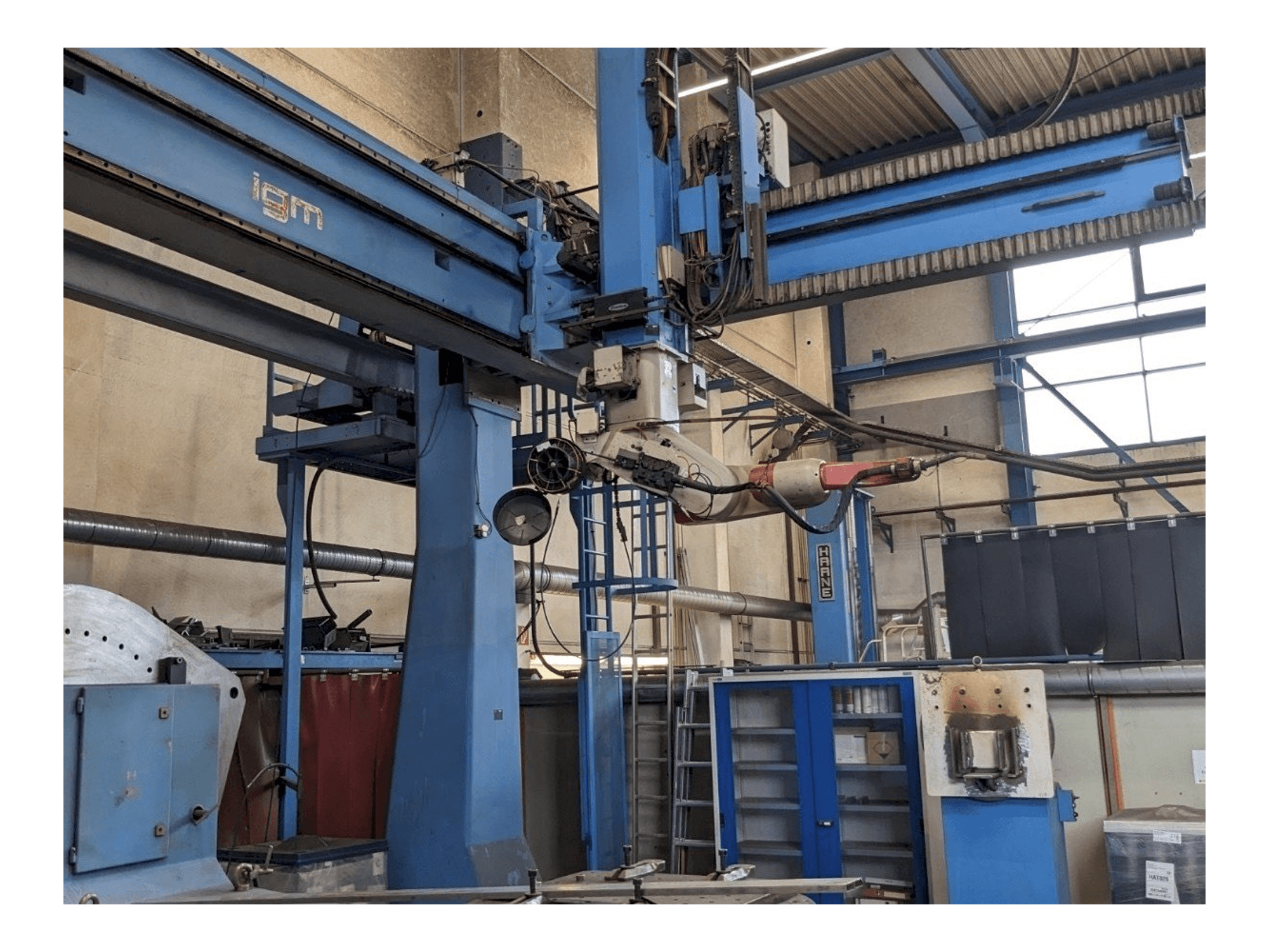 Вид станка IGM RTi 300-S спереди