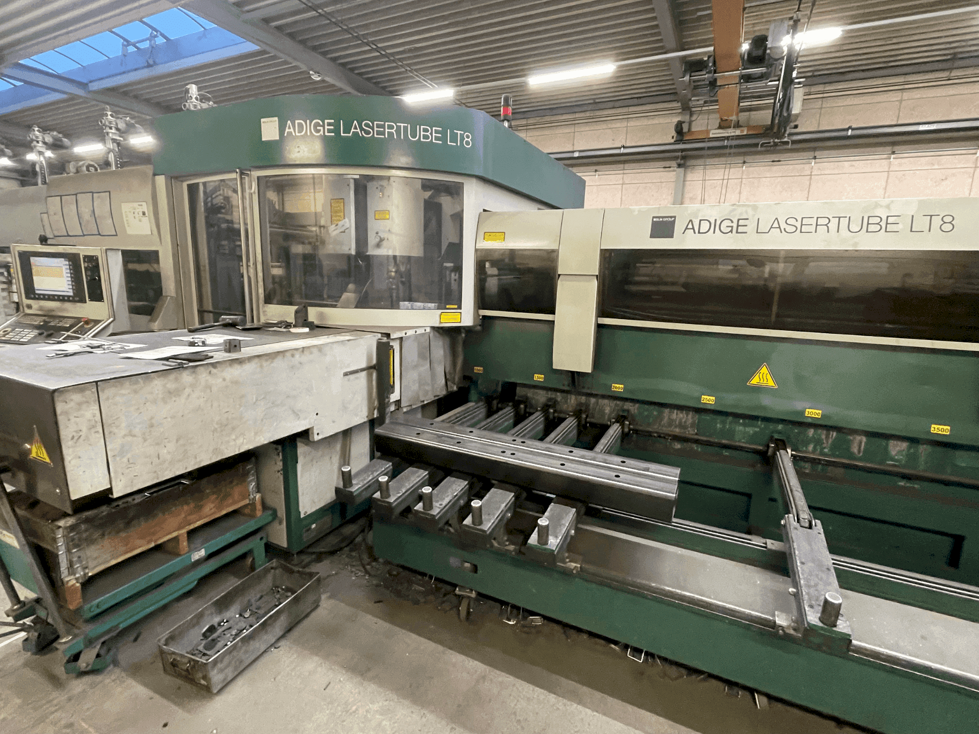 Вид станка BLM Adige LT8 спереди