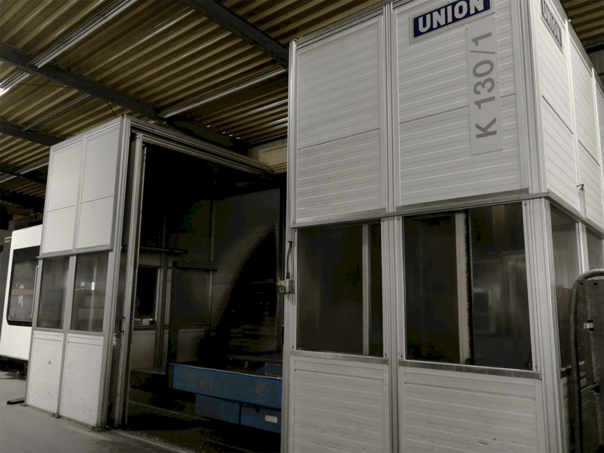 Вид станка UNION K 130 TNC 530 спереди