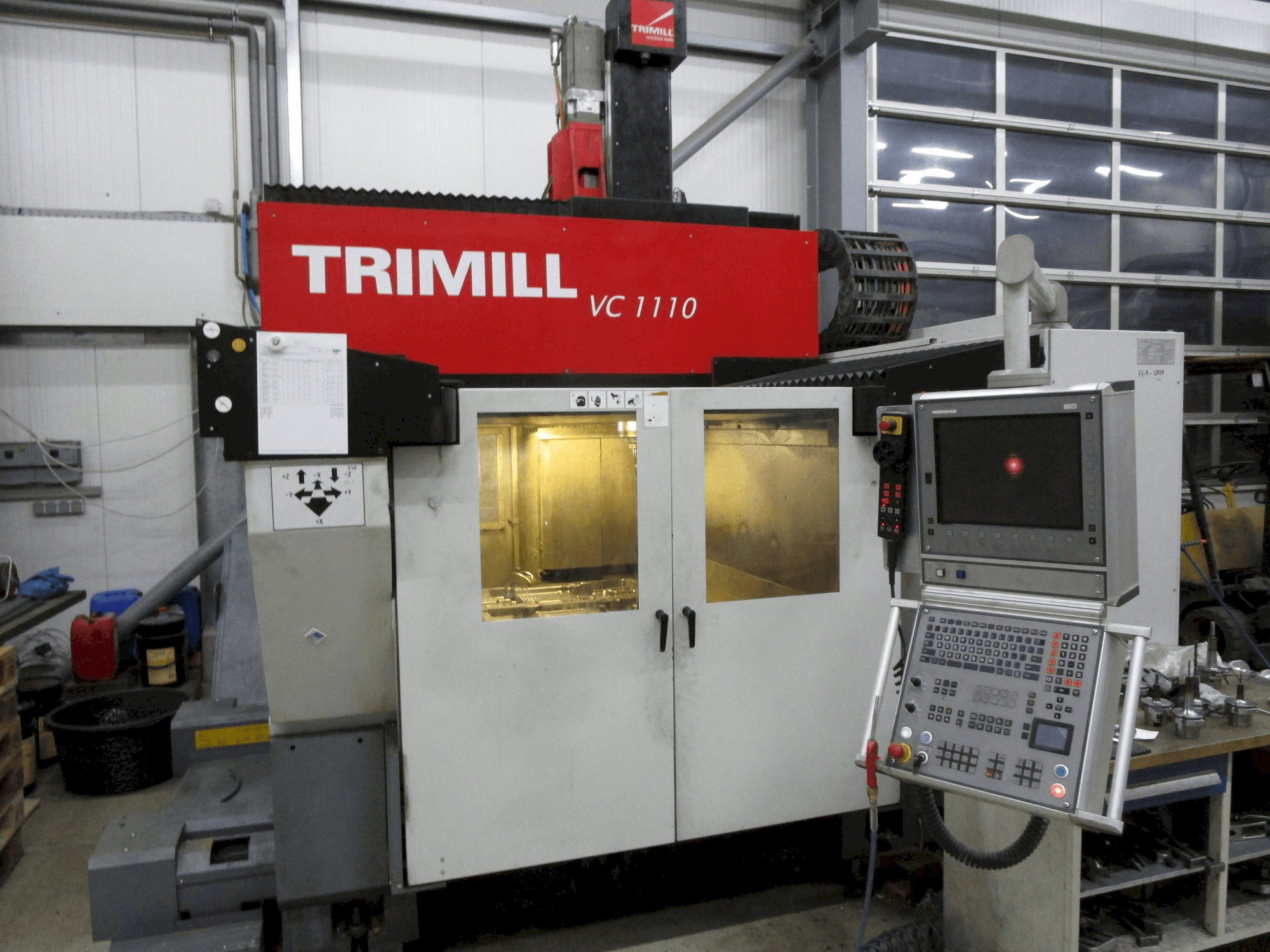 Вид станка TRIMILL VC1110 спереди