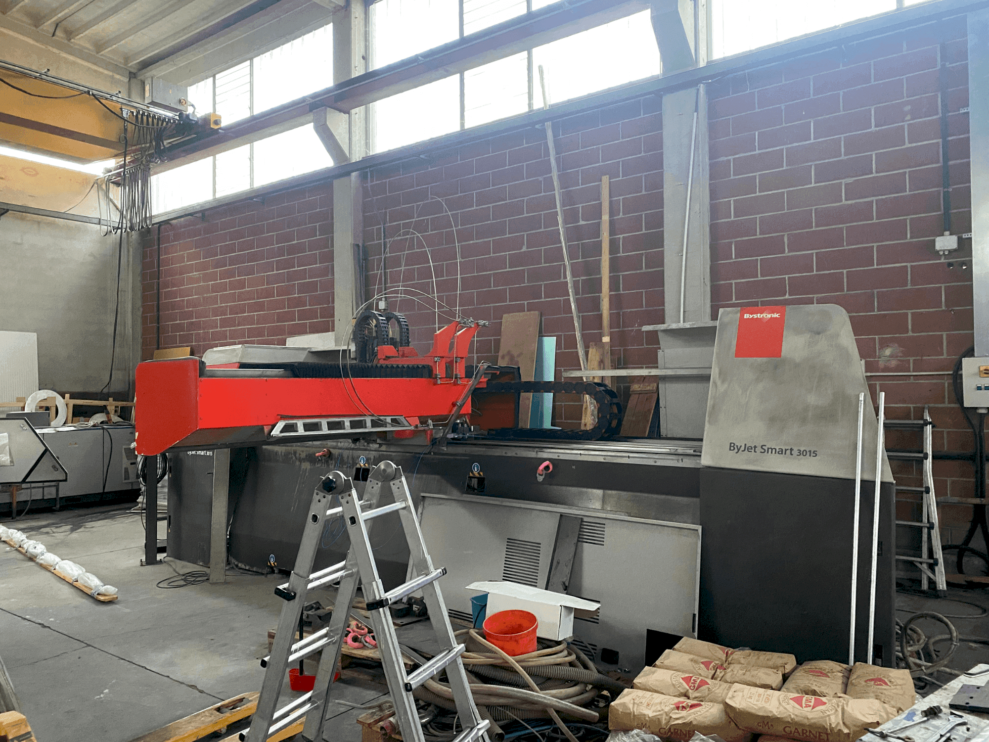 Вид станка Bystronic ByJet 3015 спереди