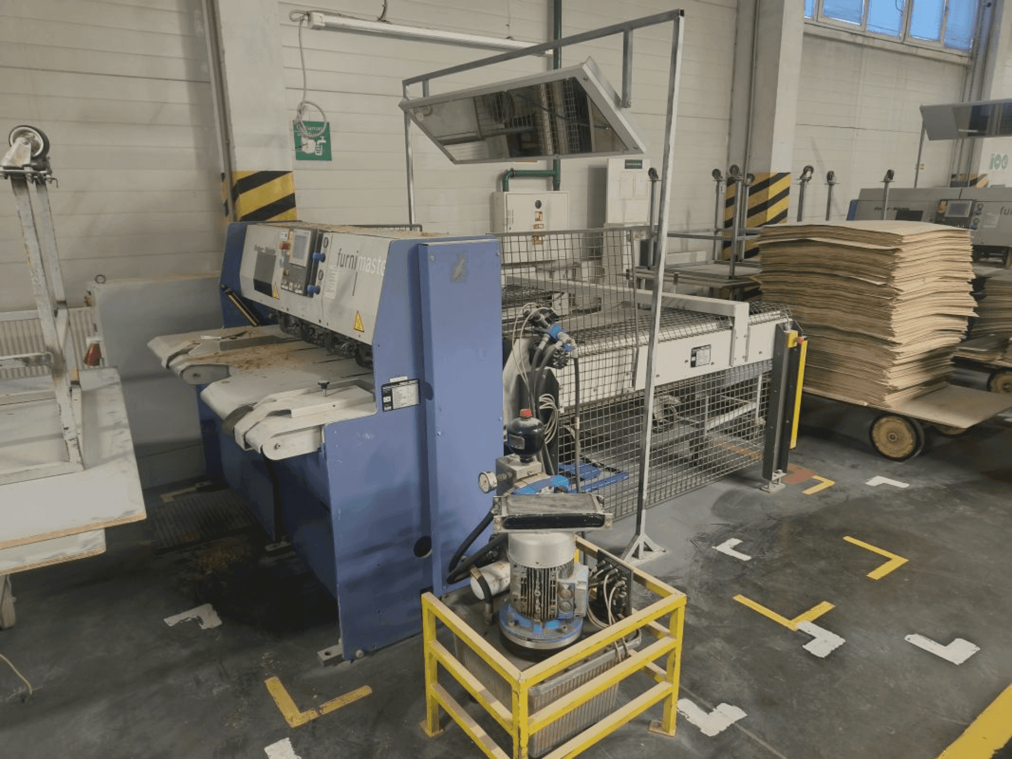 Вид станка FISCHER & RüCKLE FZR15 / DAR 12 спереди