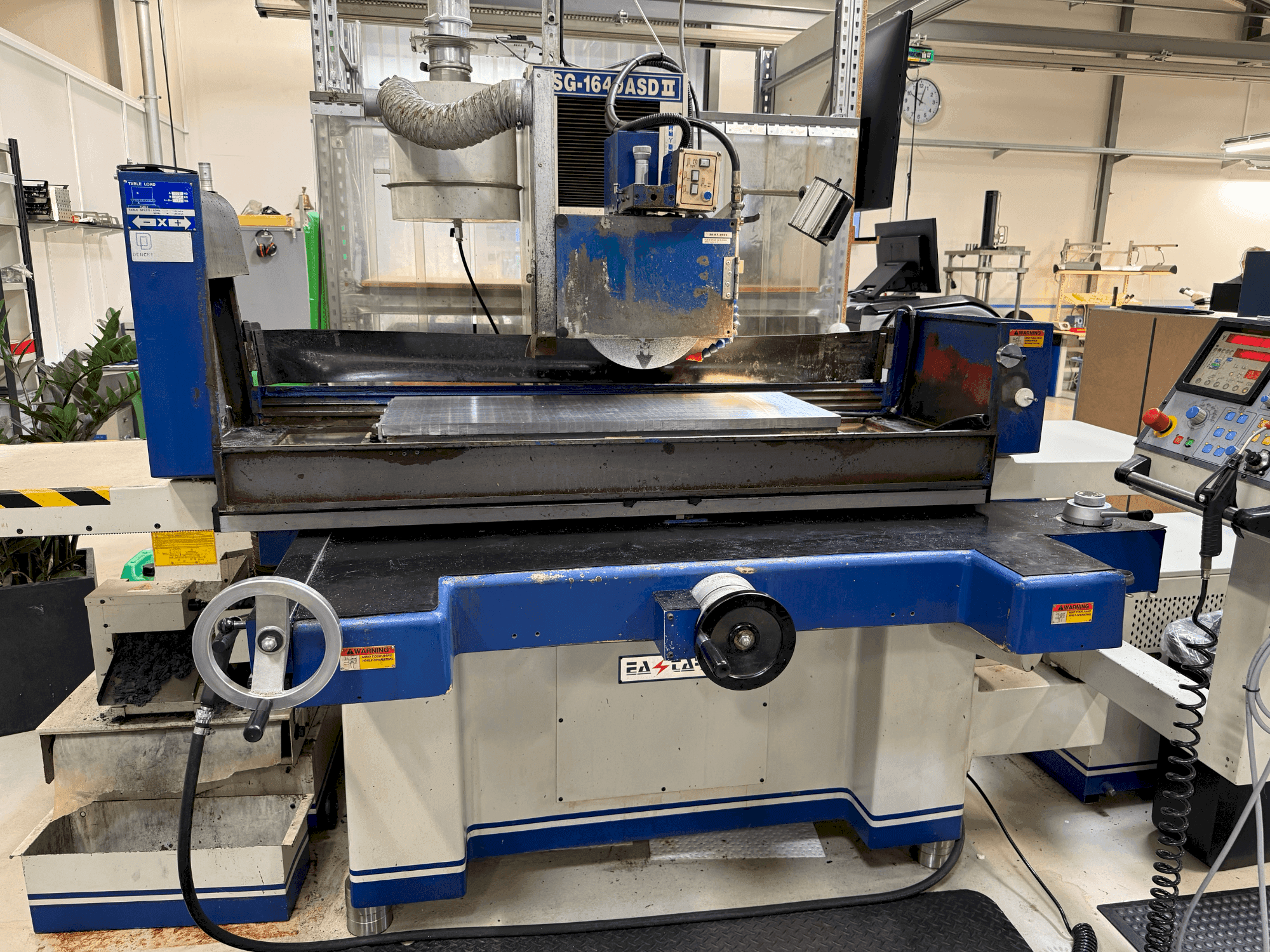 Вид станка EASTAR ESG-1640ASD II спереди