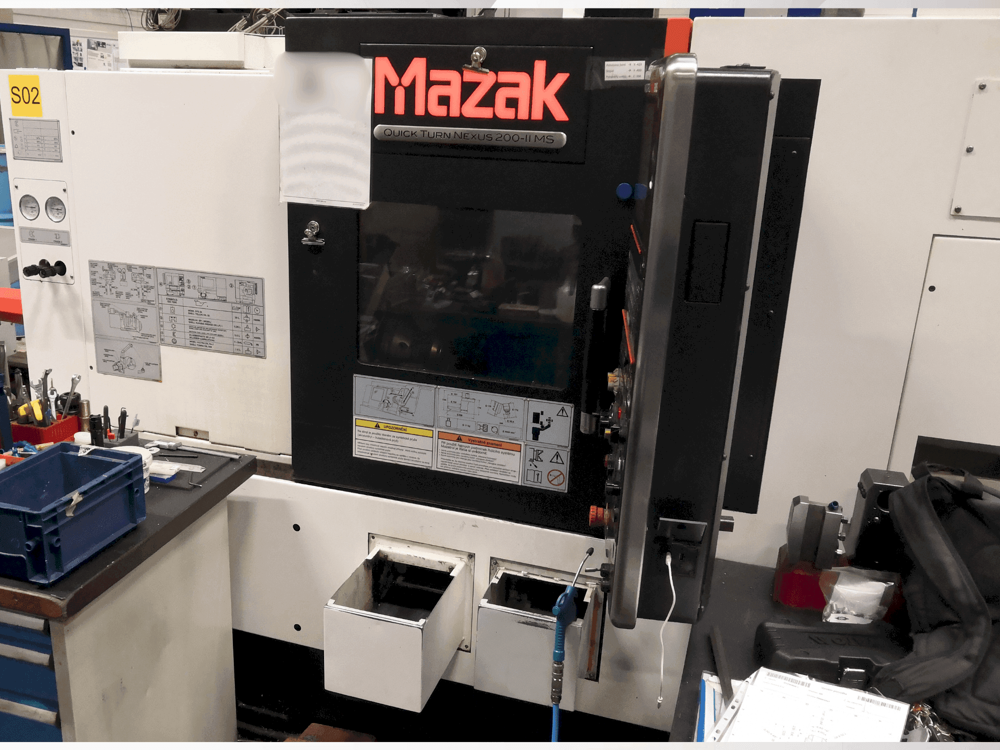 Вид станка Mazak Quickturn Nexus 200-II MS спереди