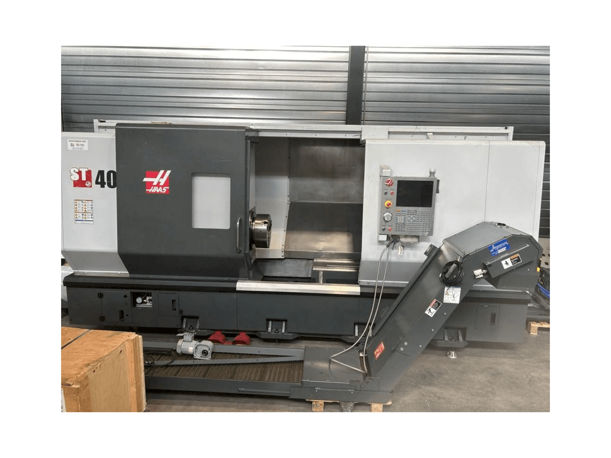 Вид станка HAAS ST-40 спереди