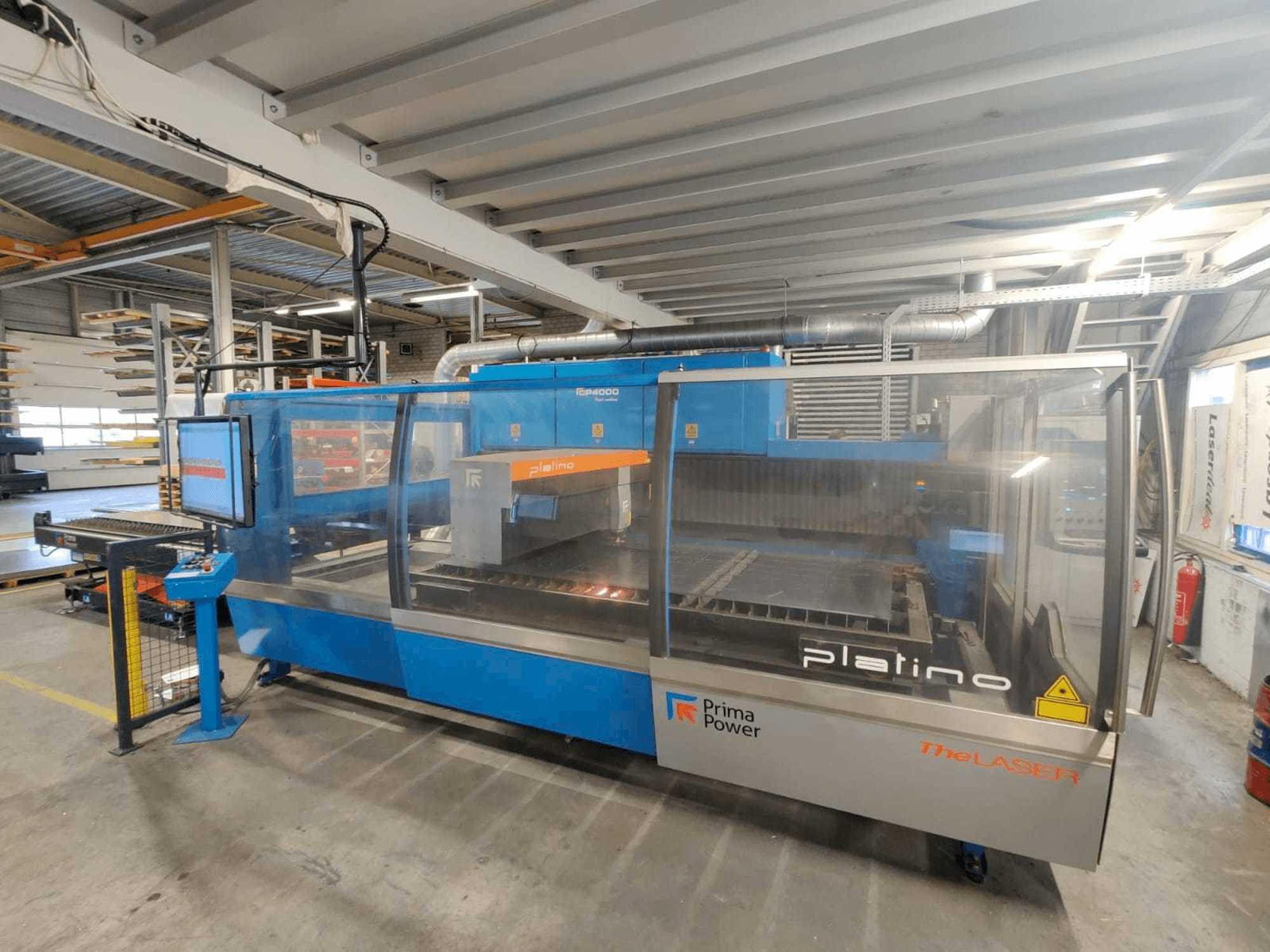 Вид станка Prima Industrie Platino 1530 спереди