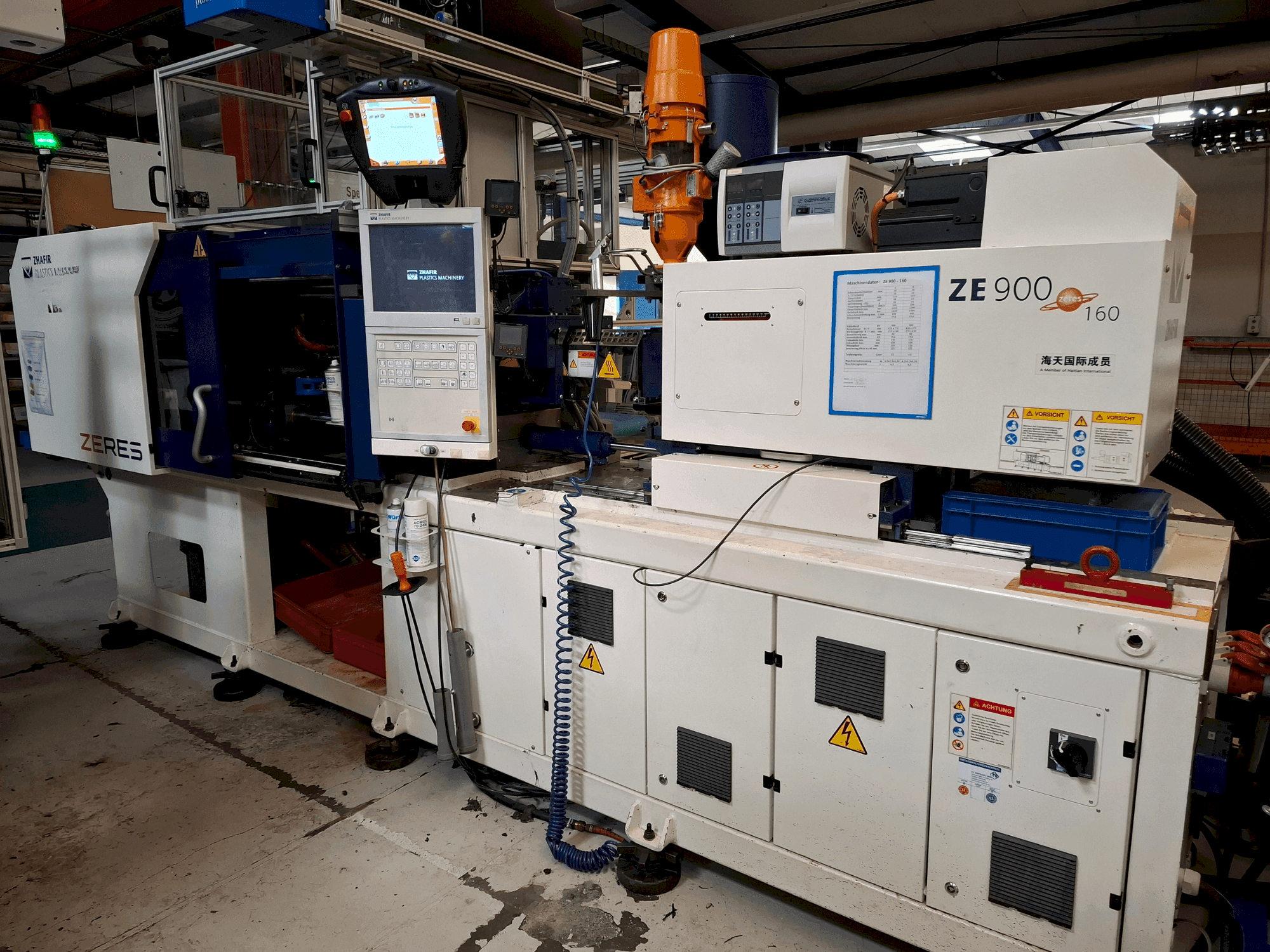 Вид станка HAITIAN ZHAFIR Zeres 900/160 спереди