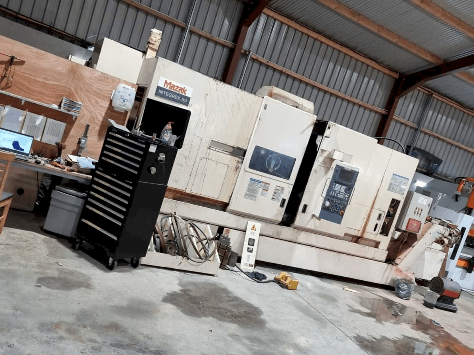 Вид станка Mazak Integrex 50YR-1500U спереди