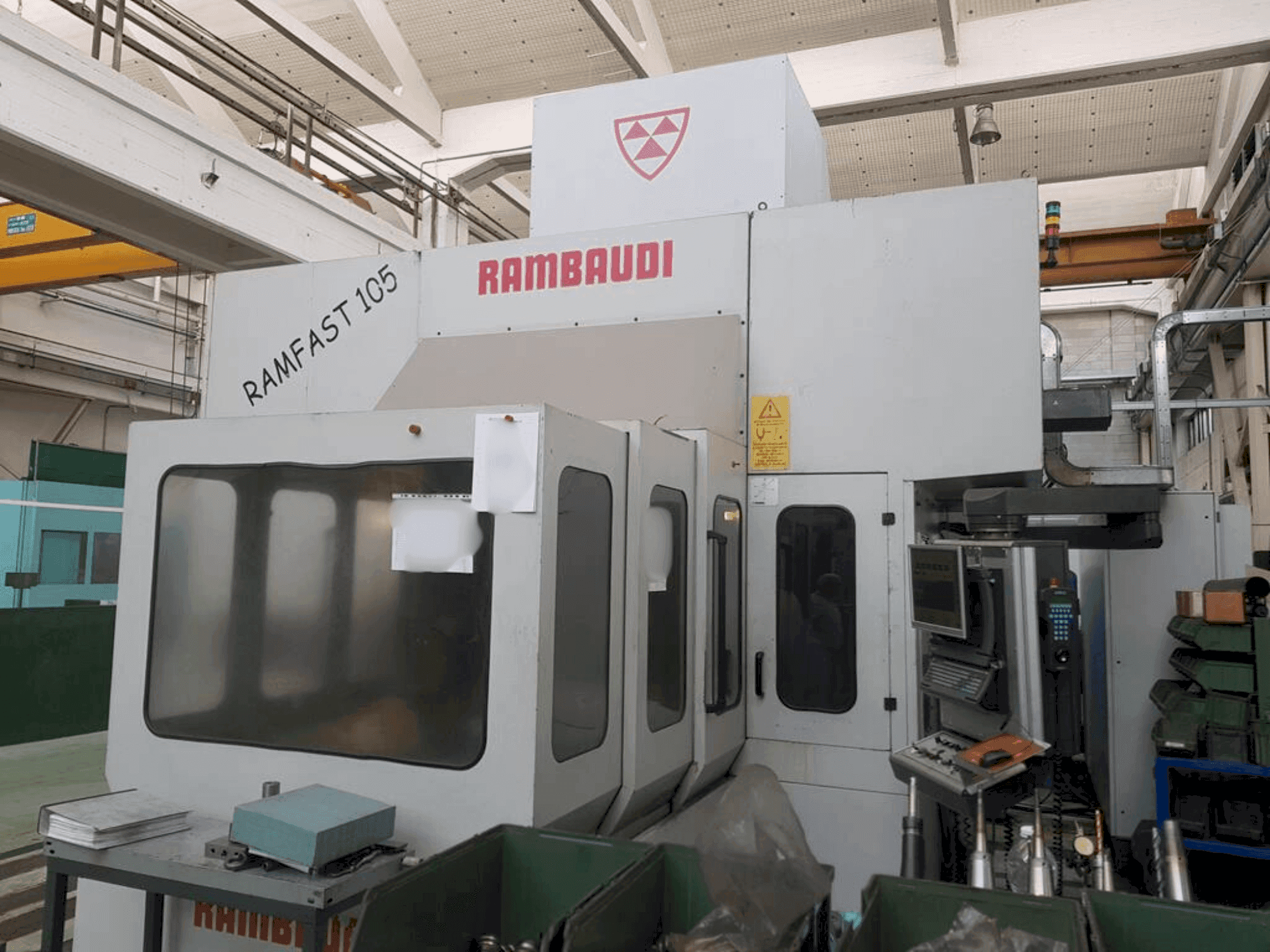 Вид станка Rambaudi RAMFAST RF105 спереди