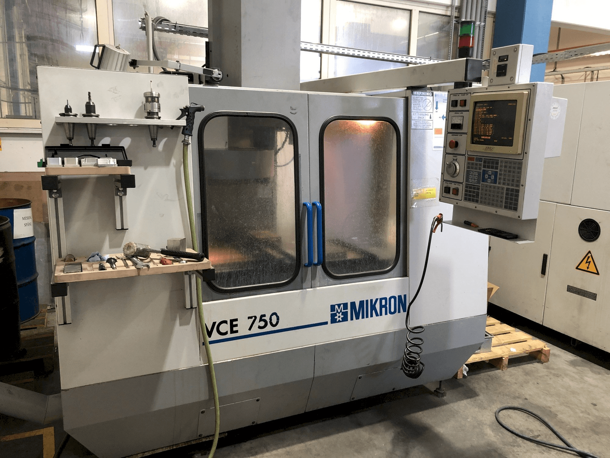 Front view of MIKRON VCE 750 machine