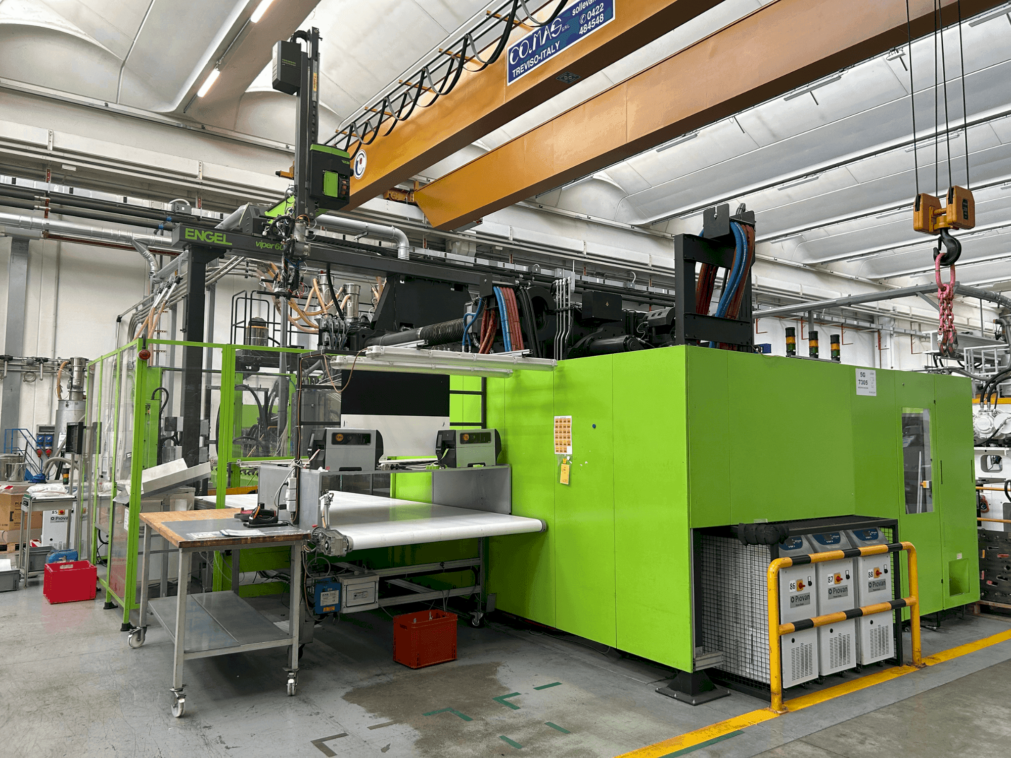 Вид станка Engel Duo 4500H/4500H/1300H/1300H/1700 combi спереди